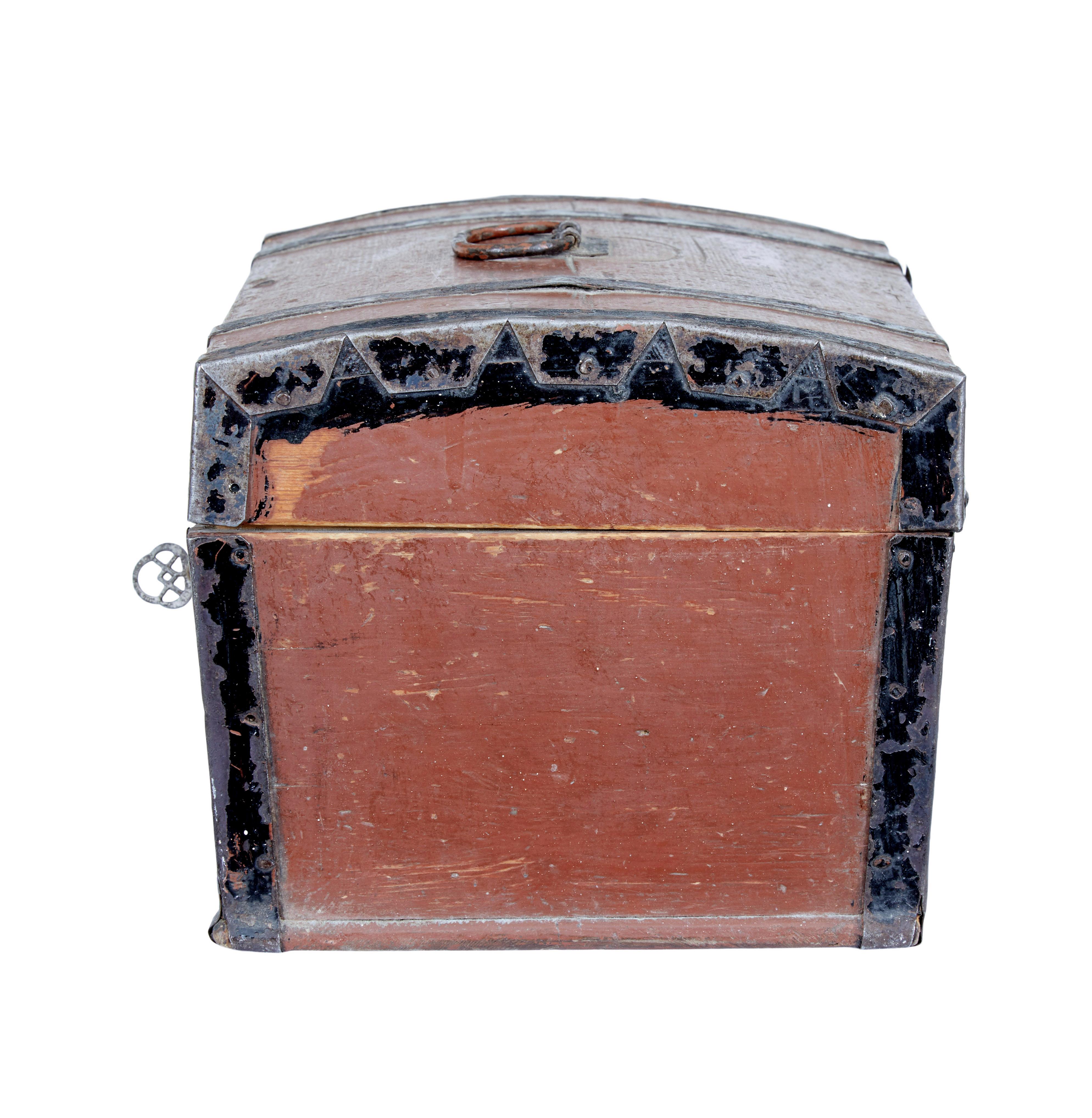 Rustic Small Scandinavian 19th Century Painted Pine Dome Top Box For Sale
