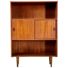 Piccola credenza scandinava in teak degli anni '60