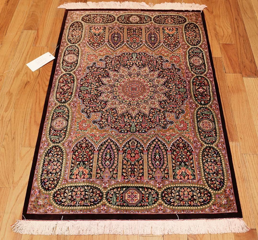 Modern Silk Persian Qum Rug. Size: 2 ft 8 in x 4 ft For Sale 1