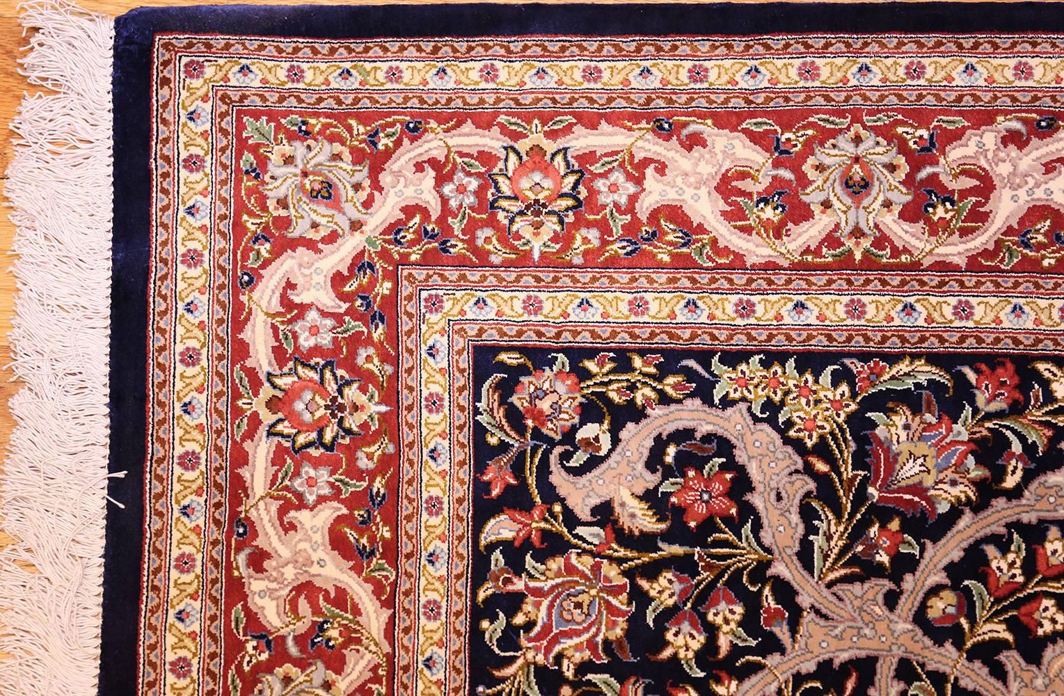 Silk Persian Qum Rug. Size: 3 ft 4 in x 5 ft  In Excellent Condition For Sale In New York, NY