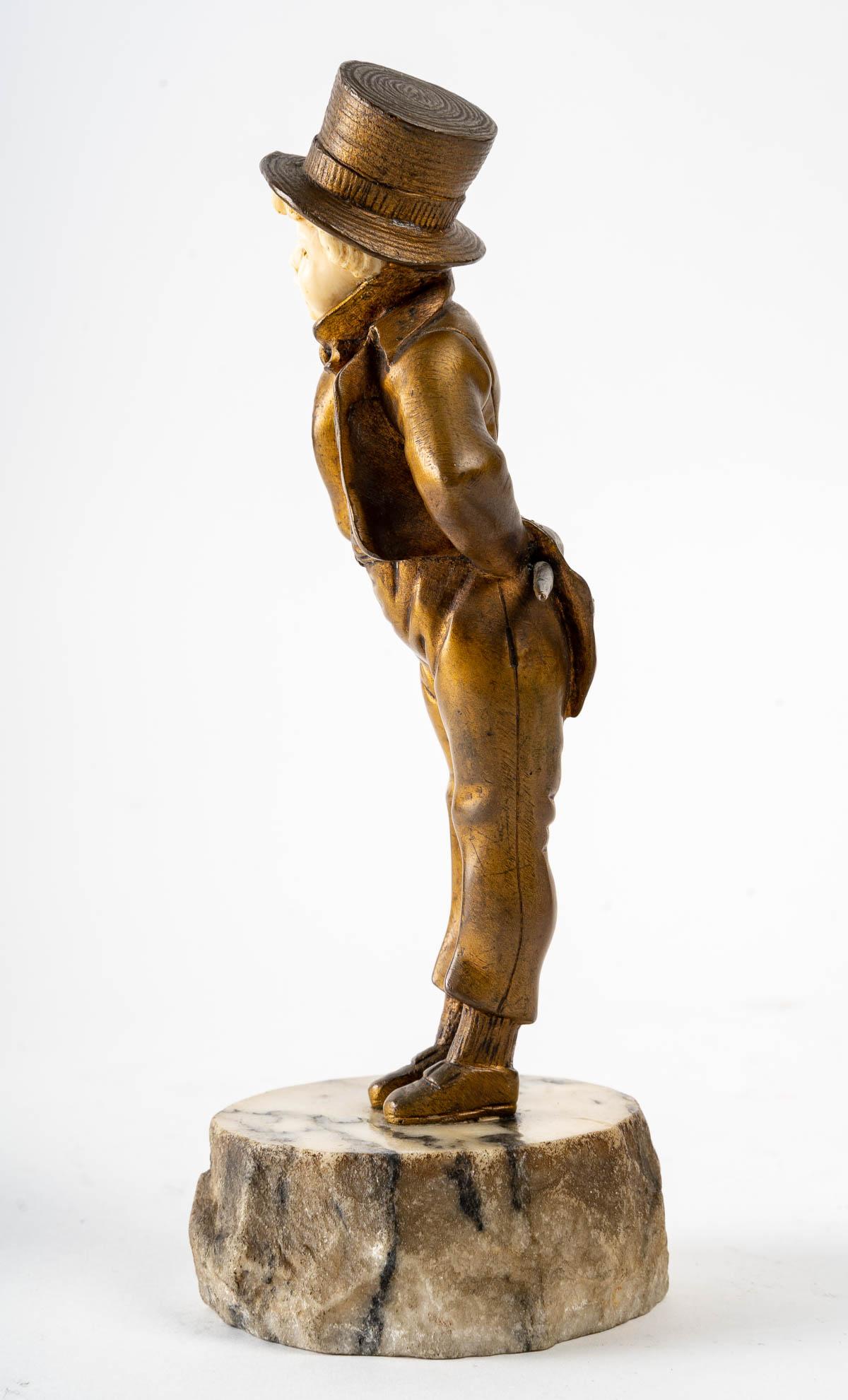Petite sculpture de Georges Omerth (1895 - 1925)
Mesures : H : 20 cm, L : 7 cm, P : 7 cm.