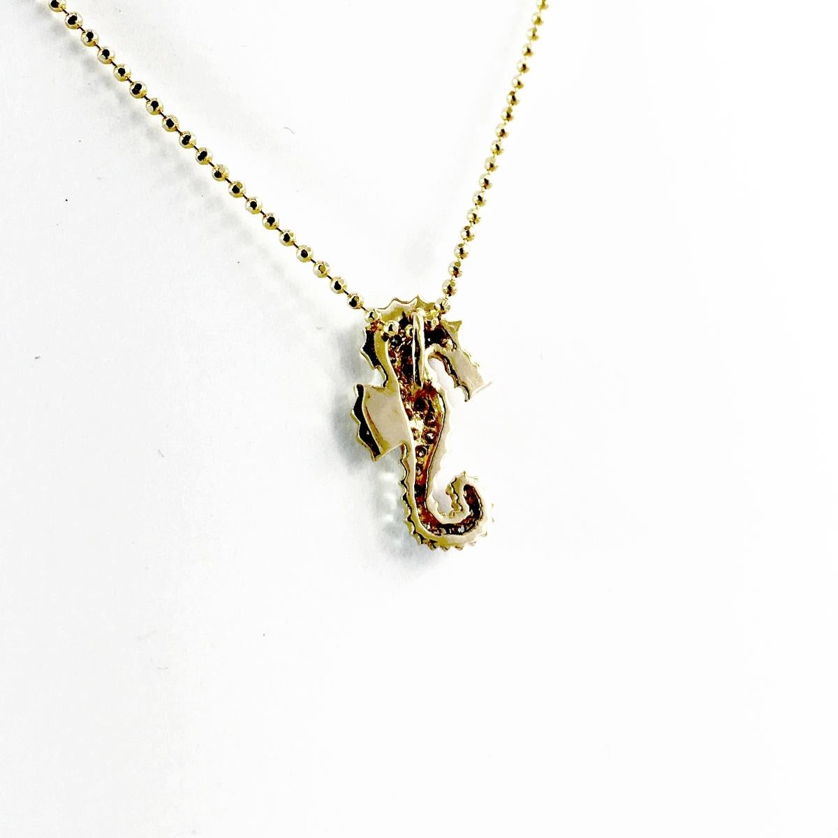 Women's JHERWITT Diamond 14k Yellow Gold Small Seahorse Pendant Necklace For Sale