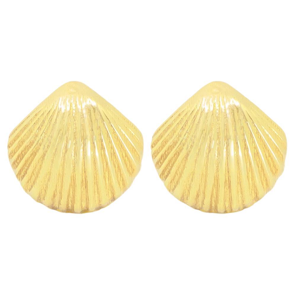 Small Seashell Earrings  For Sale