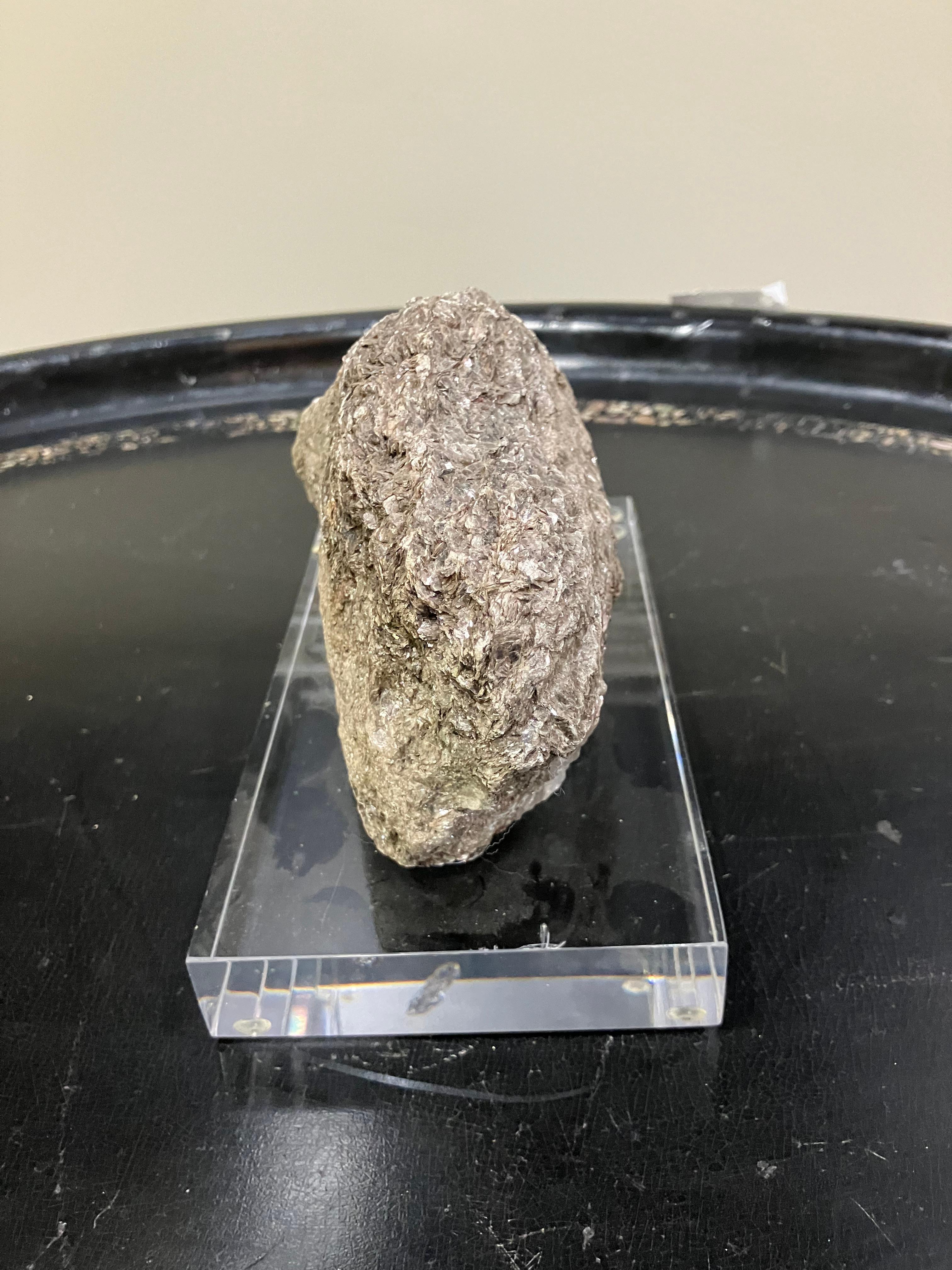 Small Selenite Specimen Mounted on Acrylic Block In Good Condition For Sale In Winnetka, IL
