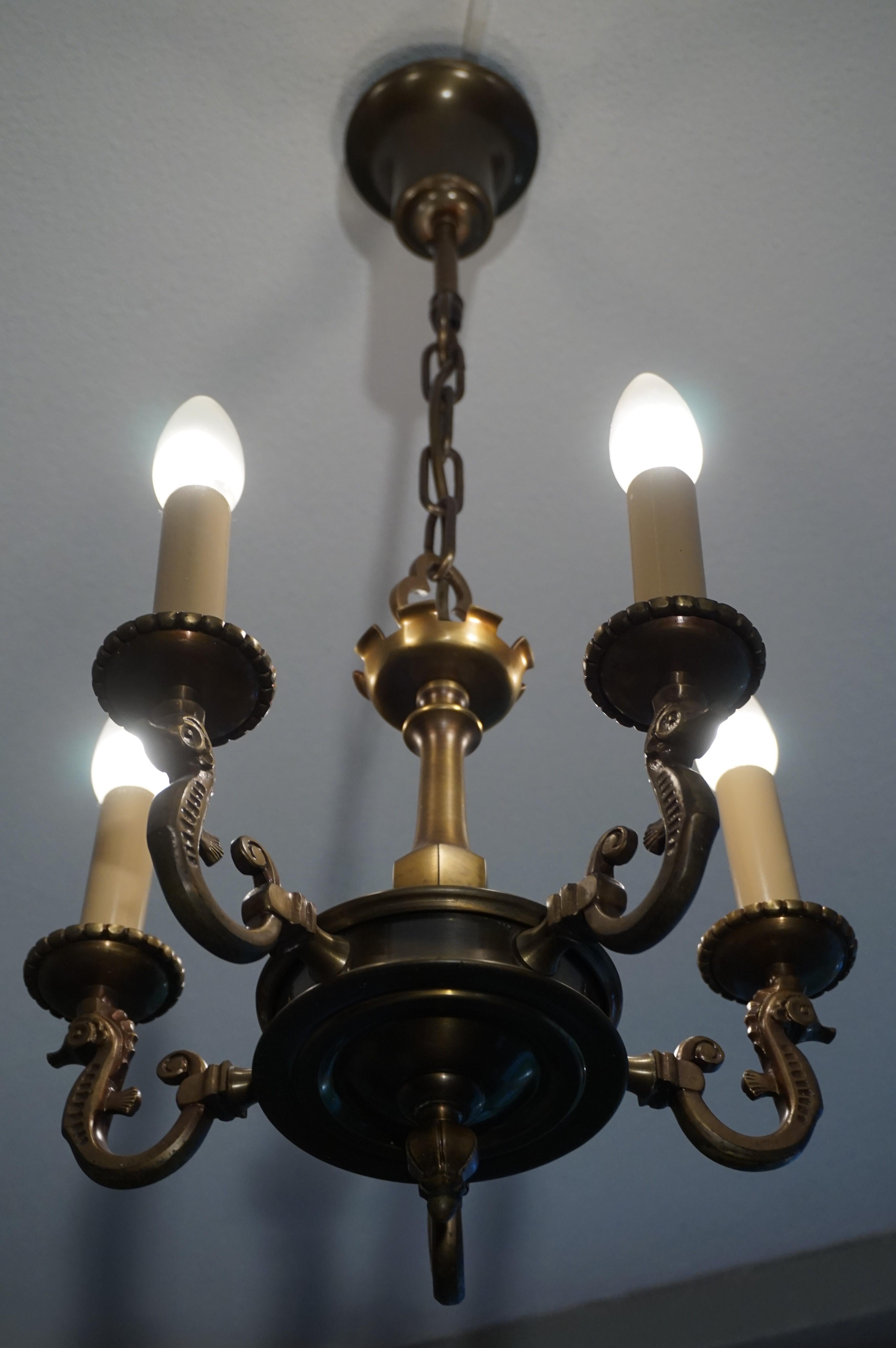 Small Semi 5-Light Pendant with Bronze Seahorse Sculptures and Gothic Stem For Sale 6