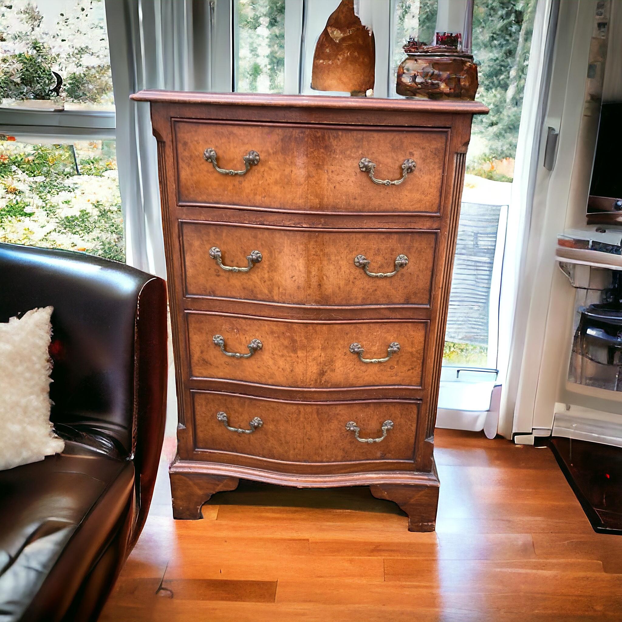 Small serpentine burr walnut veneered chest of drawers. For Sale 2