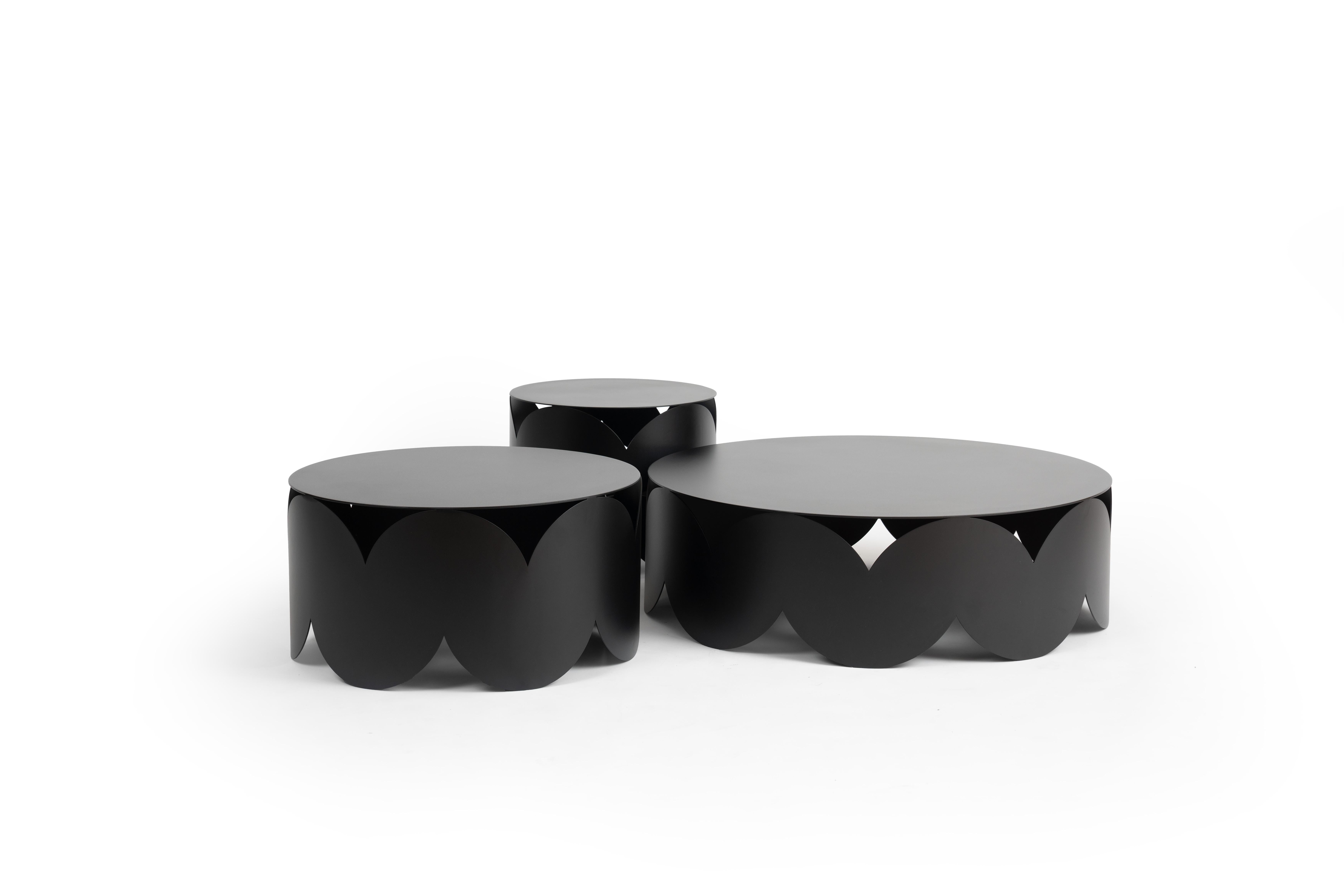 Small Serpentine Coffee Table by RALPH M For Sale 4