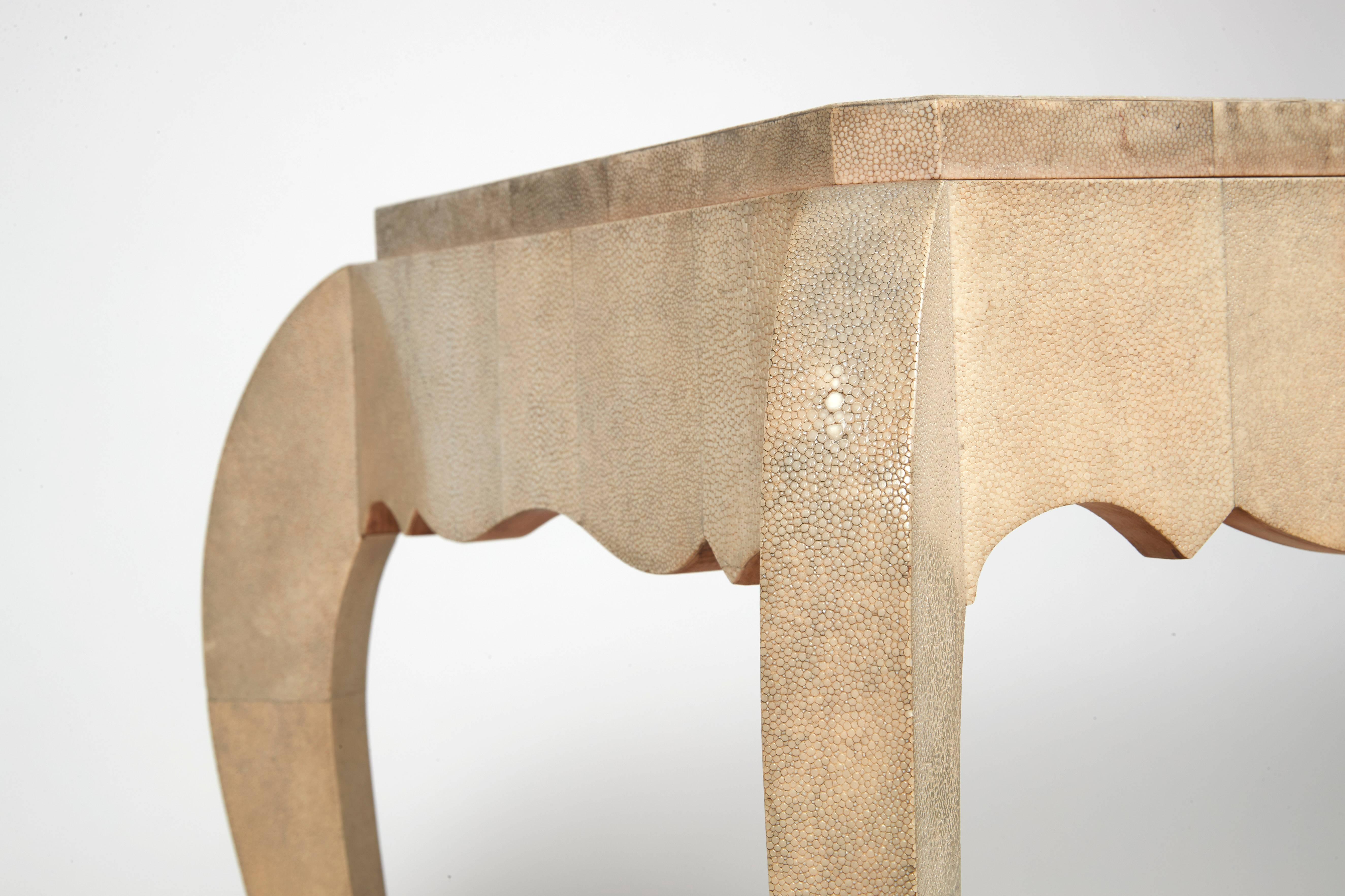 Small Shagreen Console, 20th Century French Work, circa 1930 In Good Condition In Paris, FR