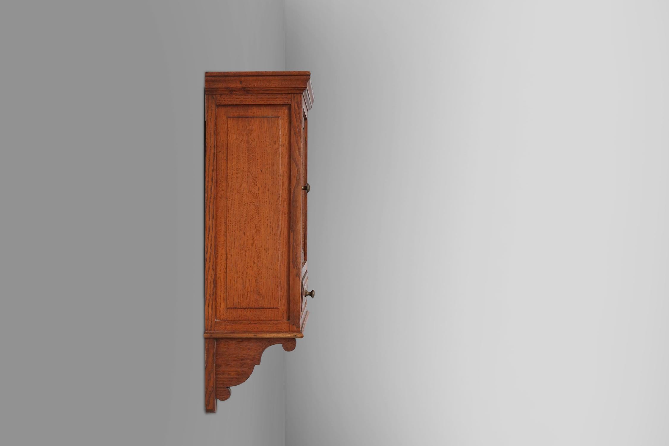 Small Shaving Cabinet, 1940s 6