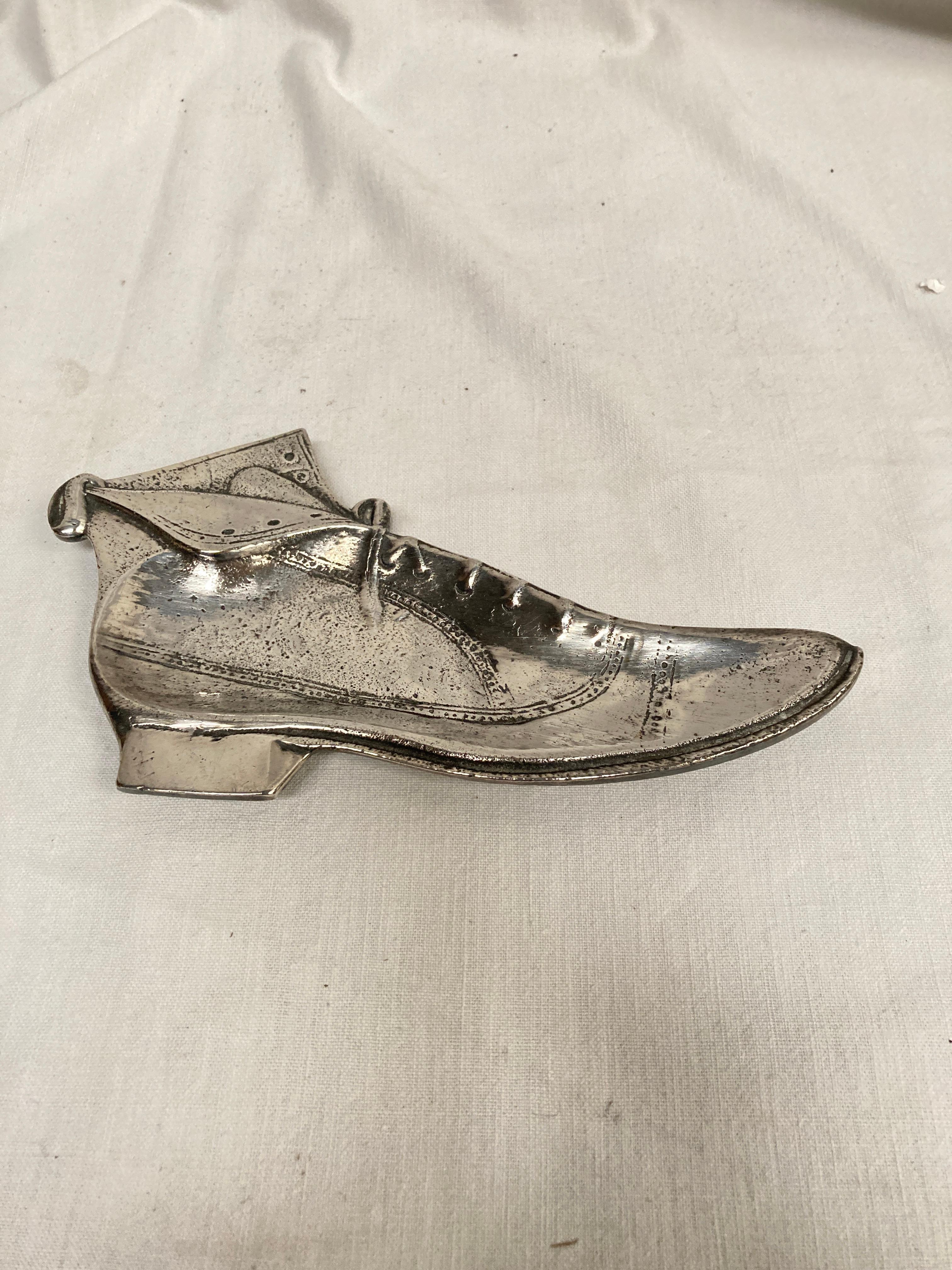 Unusual bronze vide poche showing a shoe
France
1960's