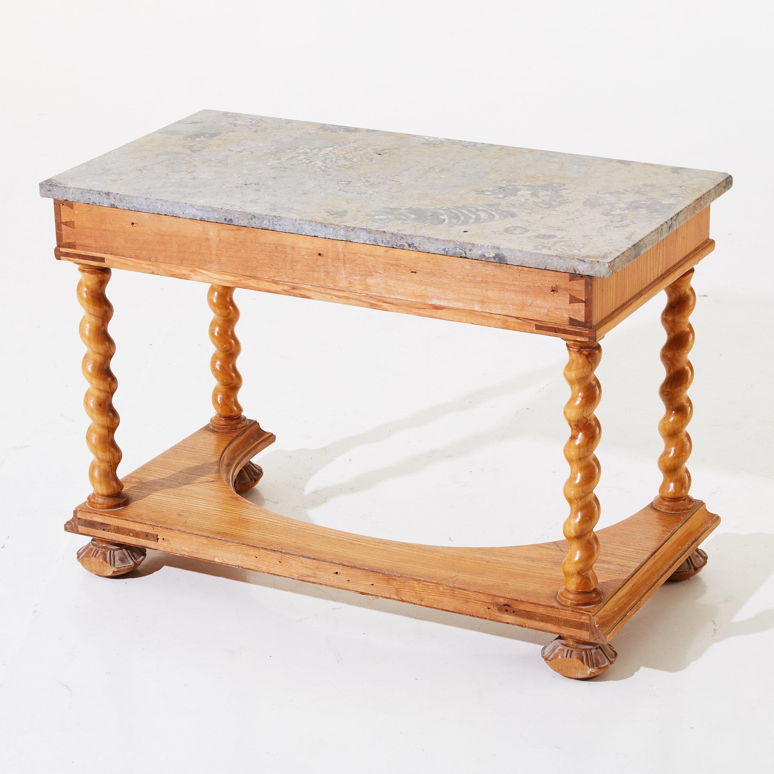 Small Side Table with Marble Top In Good Condition In Memphis, TN