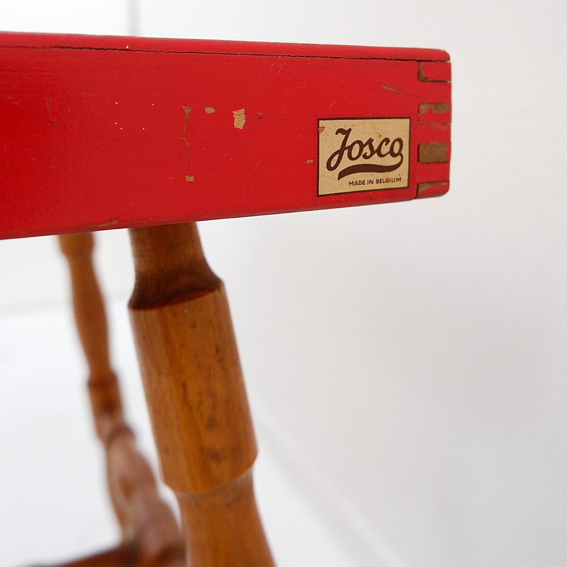 Small side table with turned legs and red top - Josco, Made in Belgium - 1950s For Sale 4