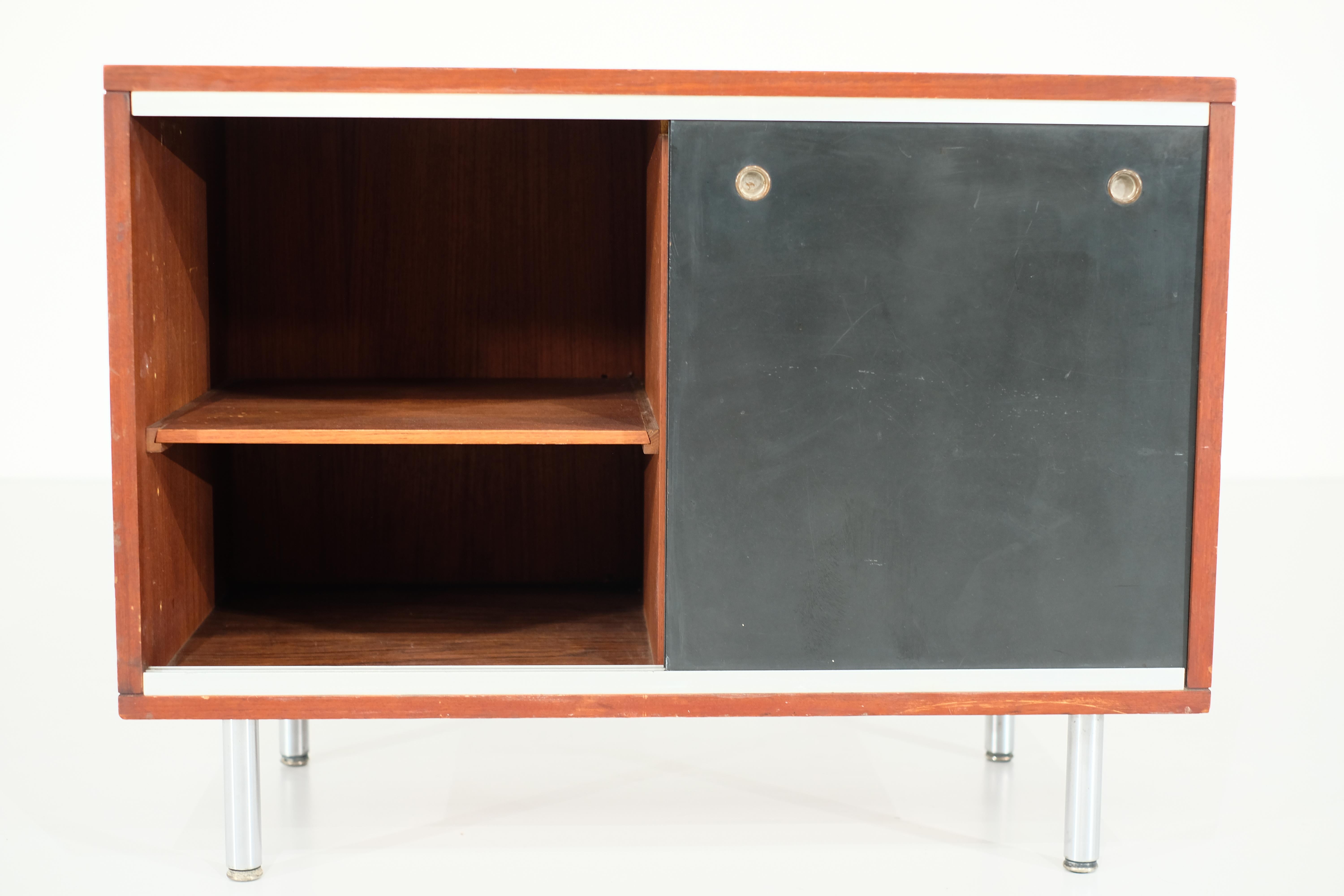 Small sideboard by Georges Nelson for Herman Miller - 1970 6