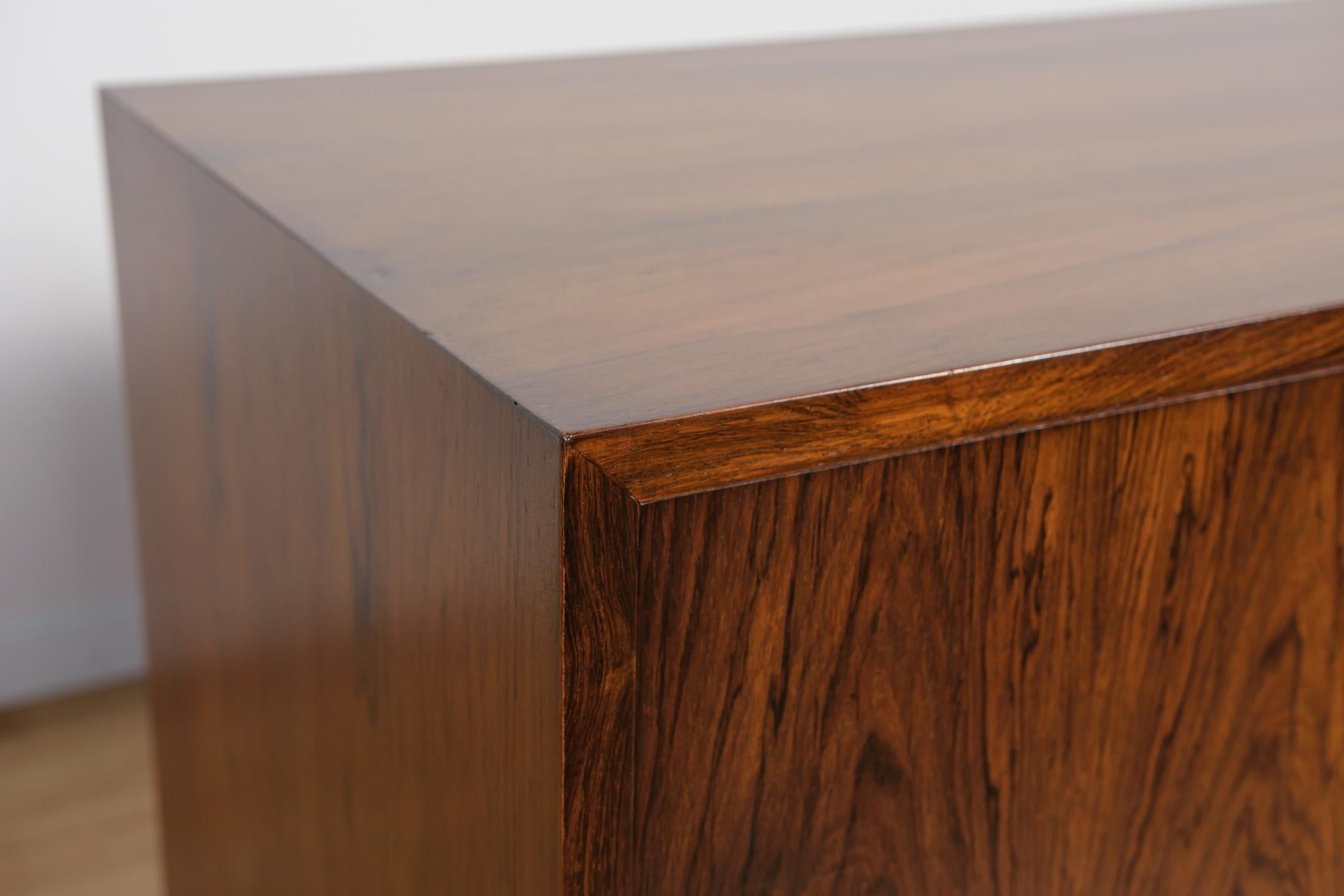 Kleines Sideboard aus Palisanderholz von P. Hundevad für Hundevad & Co, 1960er Jahre im Angebot 8