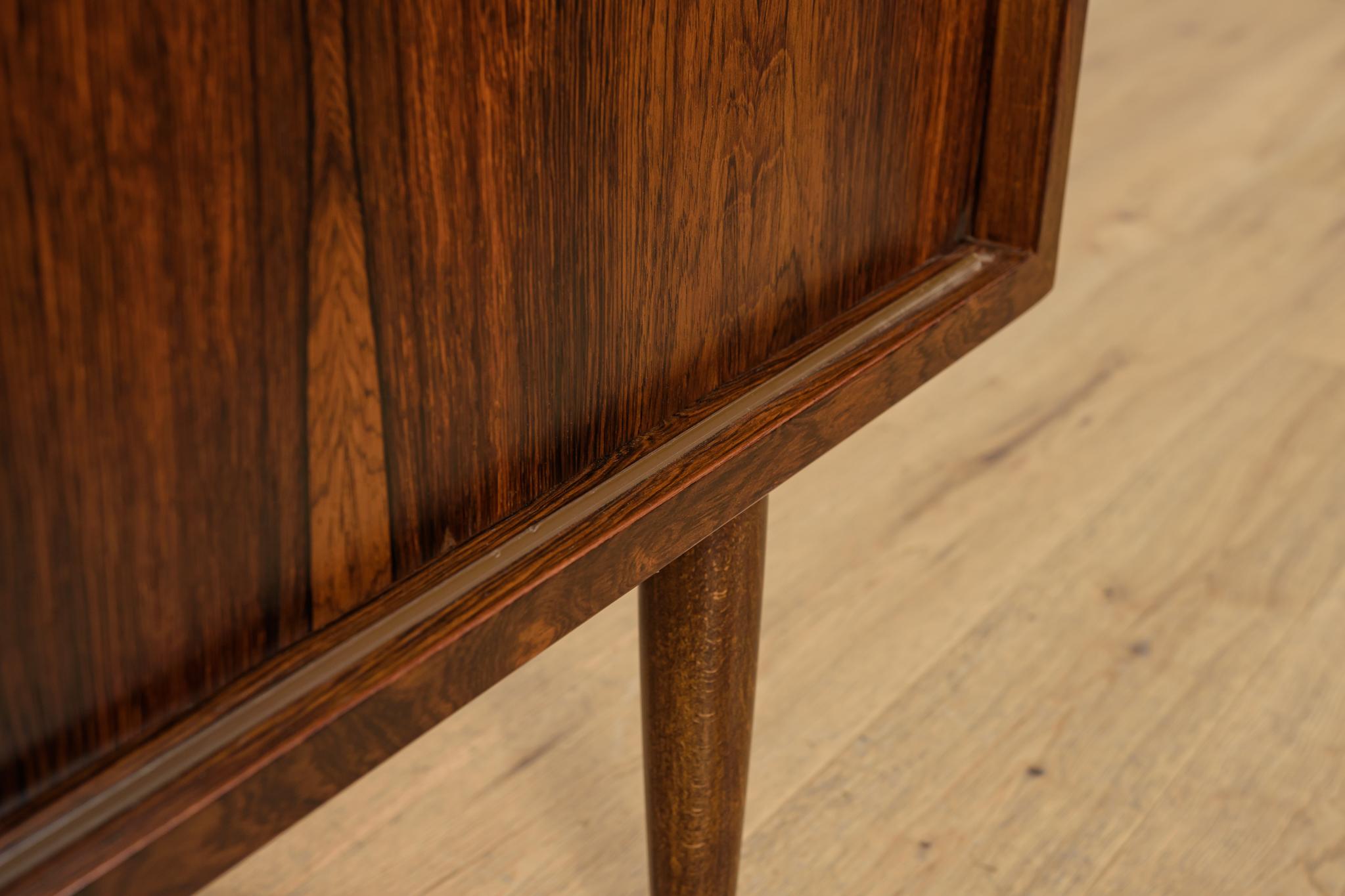 Kleines Sideboard aus Palisanderholz von P. Hundevad für Hundevad & Co, 1960er Jahre im Angebot 11