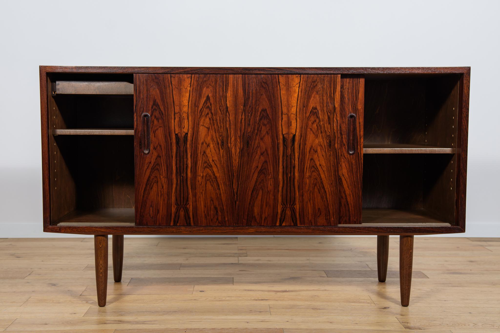 Mid-20th Century Small Sideboard in Rosewood by P. Hundevad for Hundevad & Co, 1960s For Sale