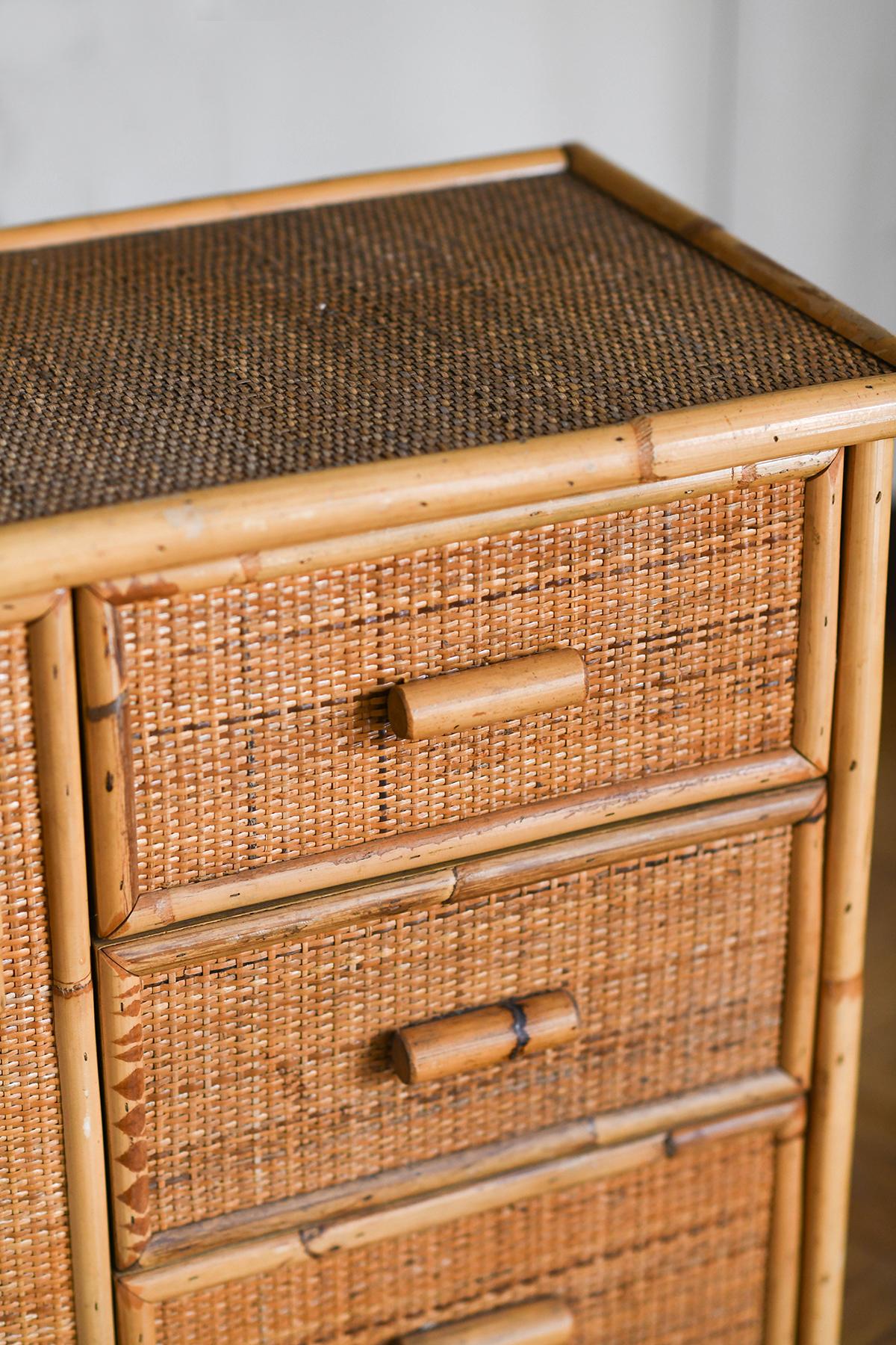 Wicker Small sideboard in rush and wicker with door and drawers, Italy 1980
