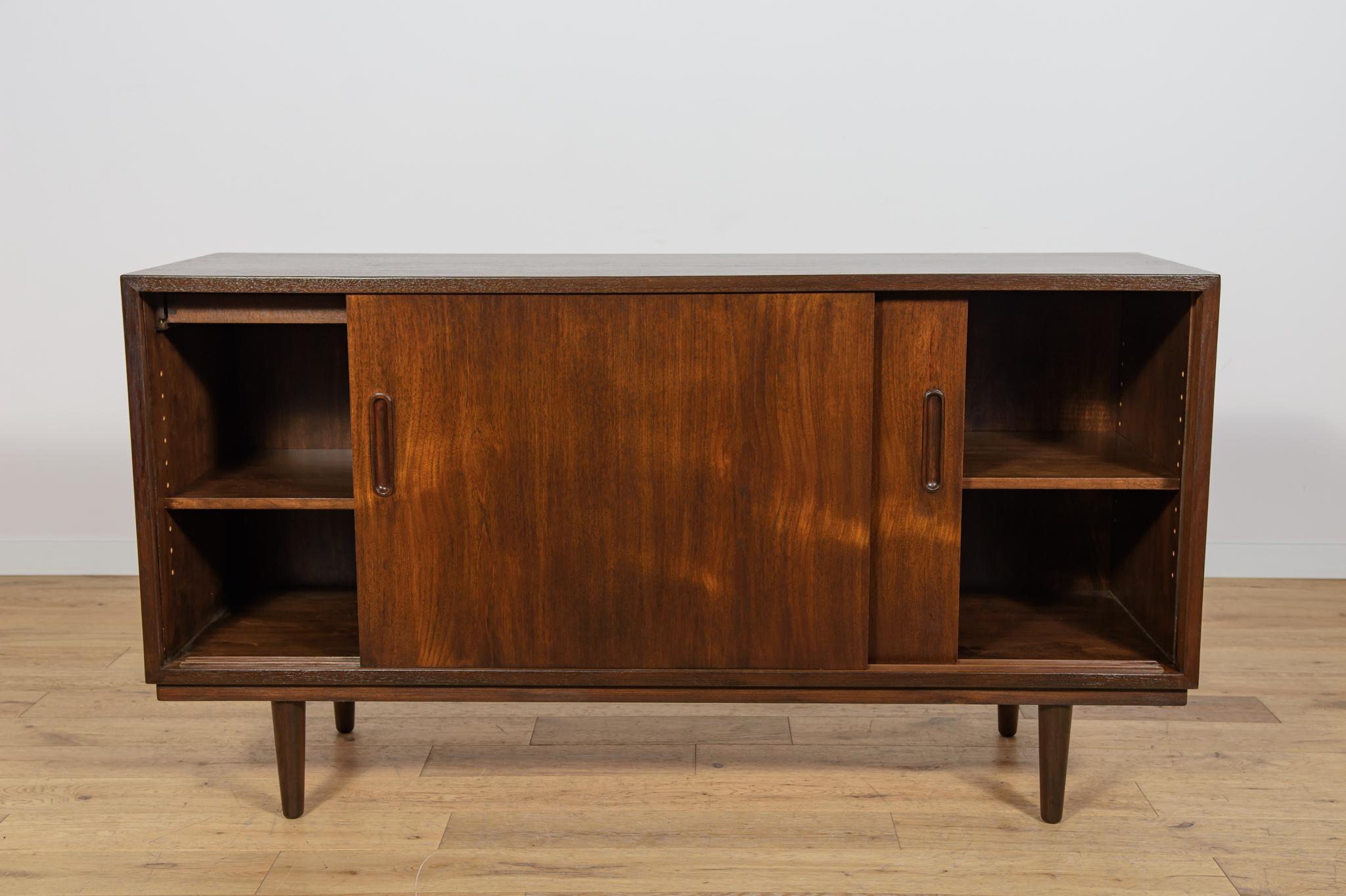 Petit buffet en teck par P. Hundevad pour Hundevad & Co, Danemark, années 1960 en vente 2