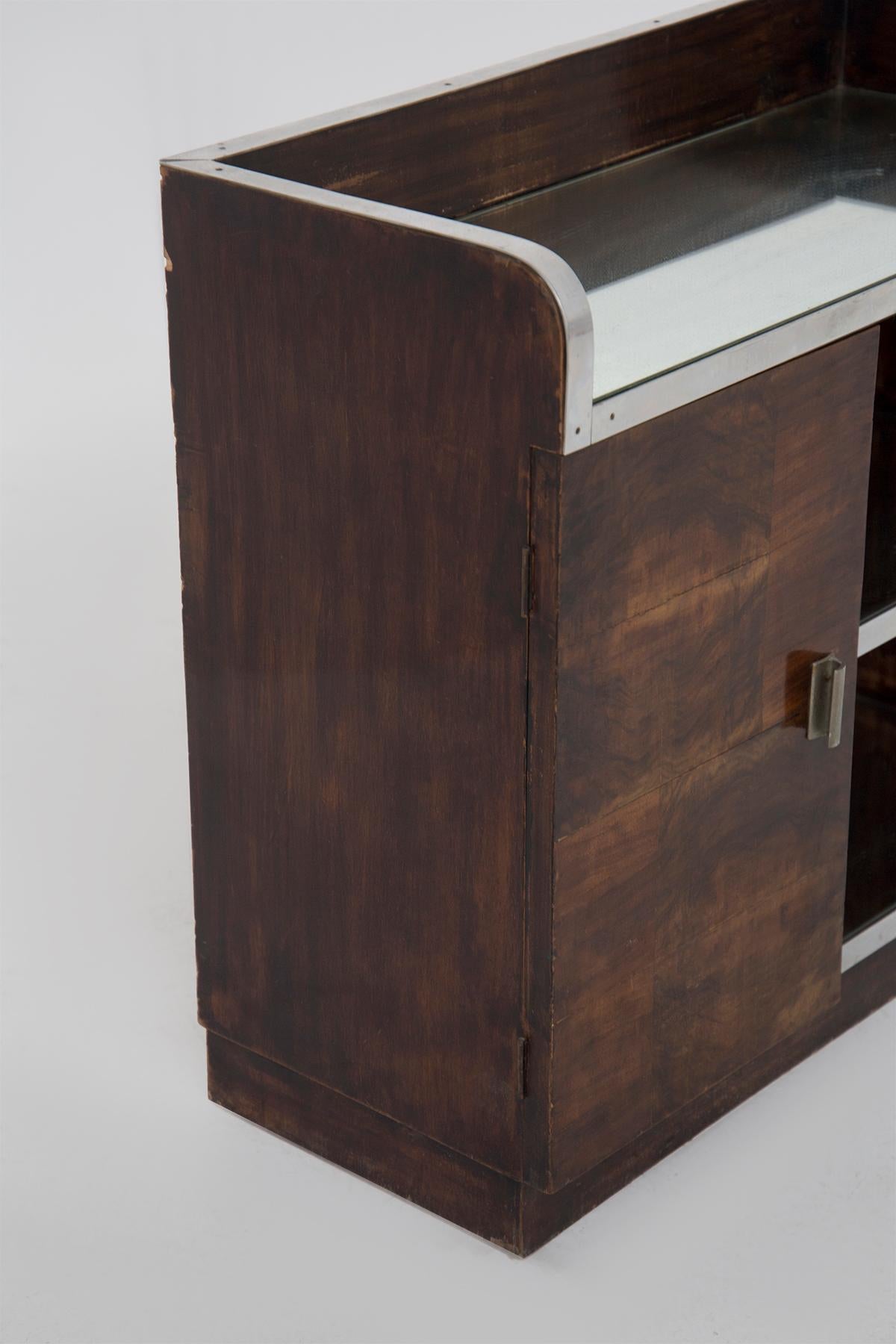 Small Sideboard in the Bauhaus style In condizioni discrete in vendita a Milano, IT