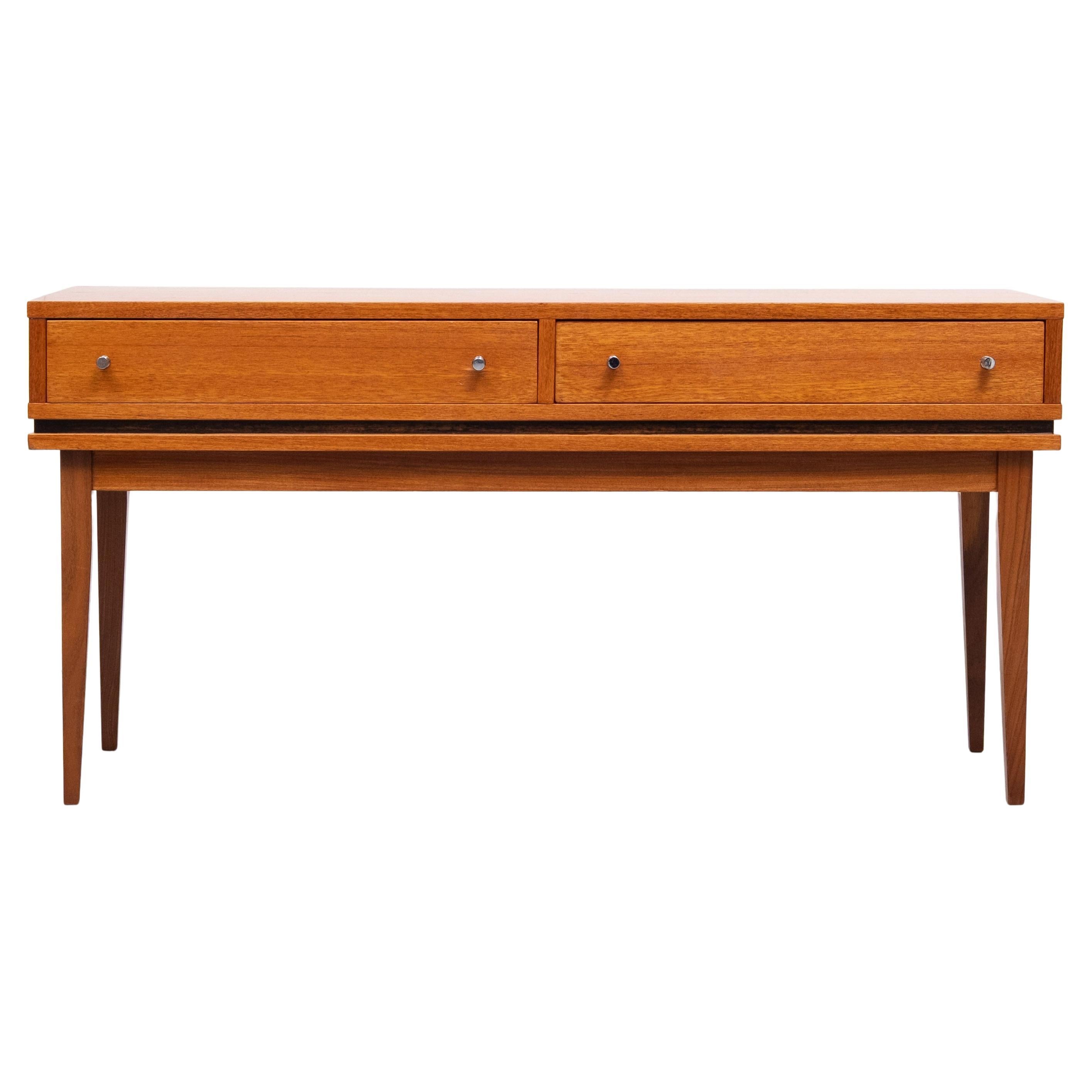 piccola credenza o lavagna bassa a 2 cassetti in teak  1960 in vendita