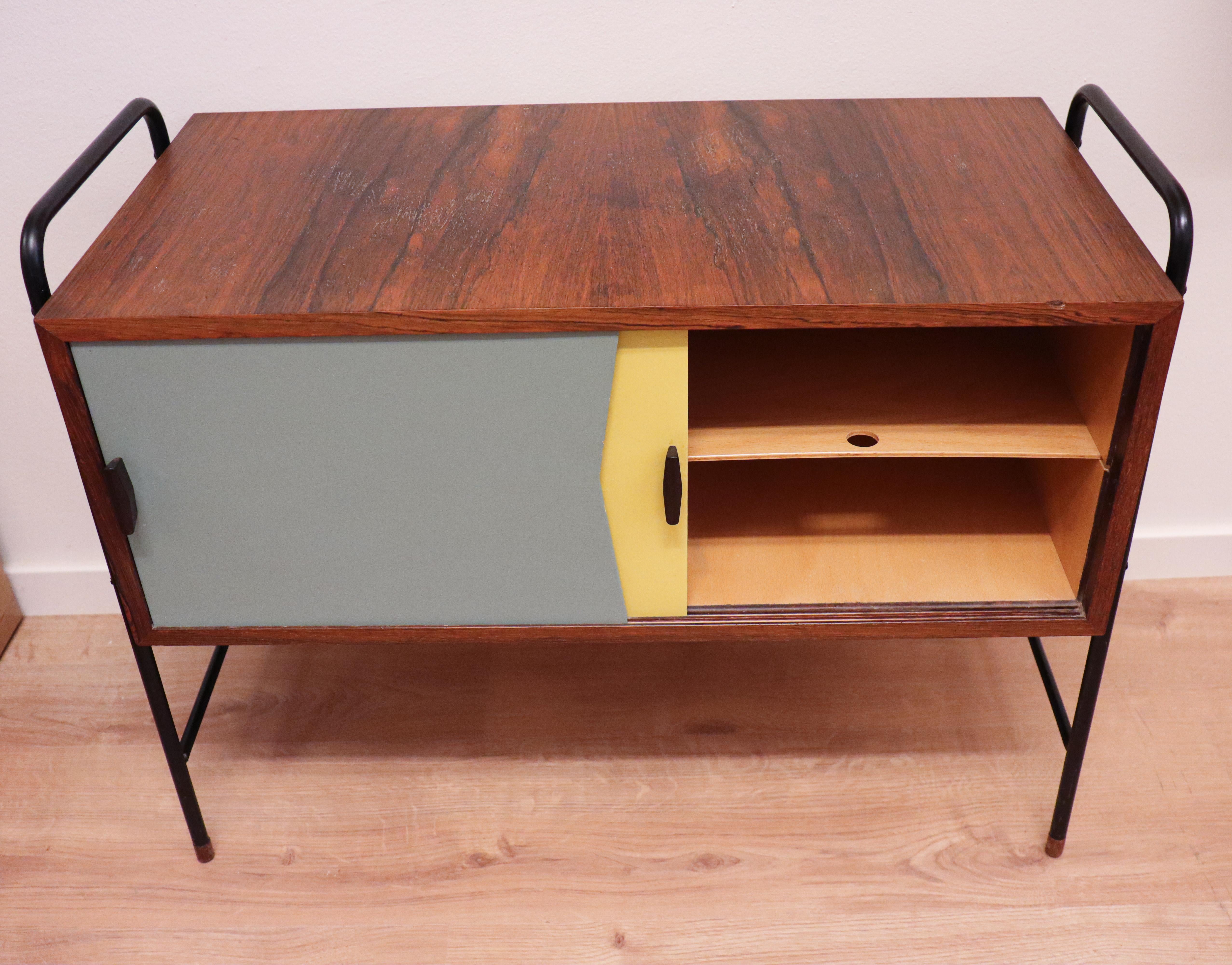 Small Sideboard, Yellow/Gray - Sliding Doors - Probably Denmark 1950s In Fair Condition For Sale In Stockholm, SE