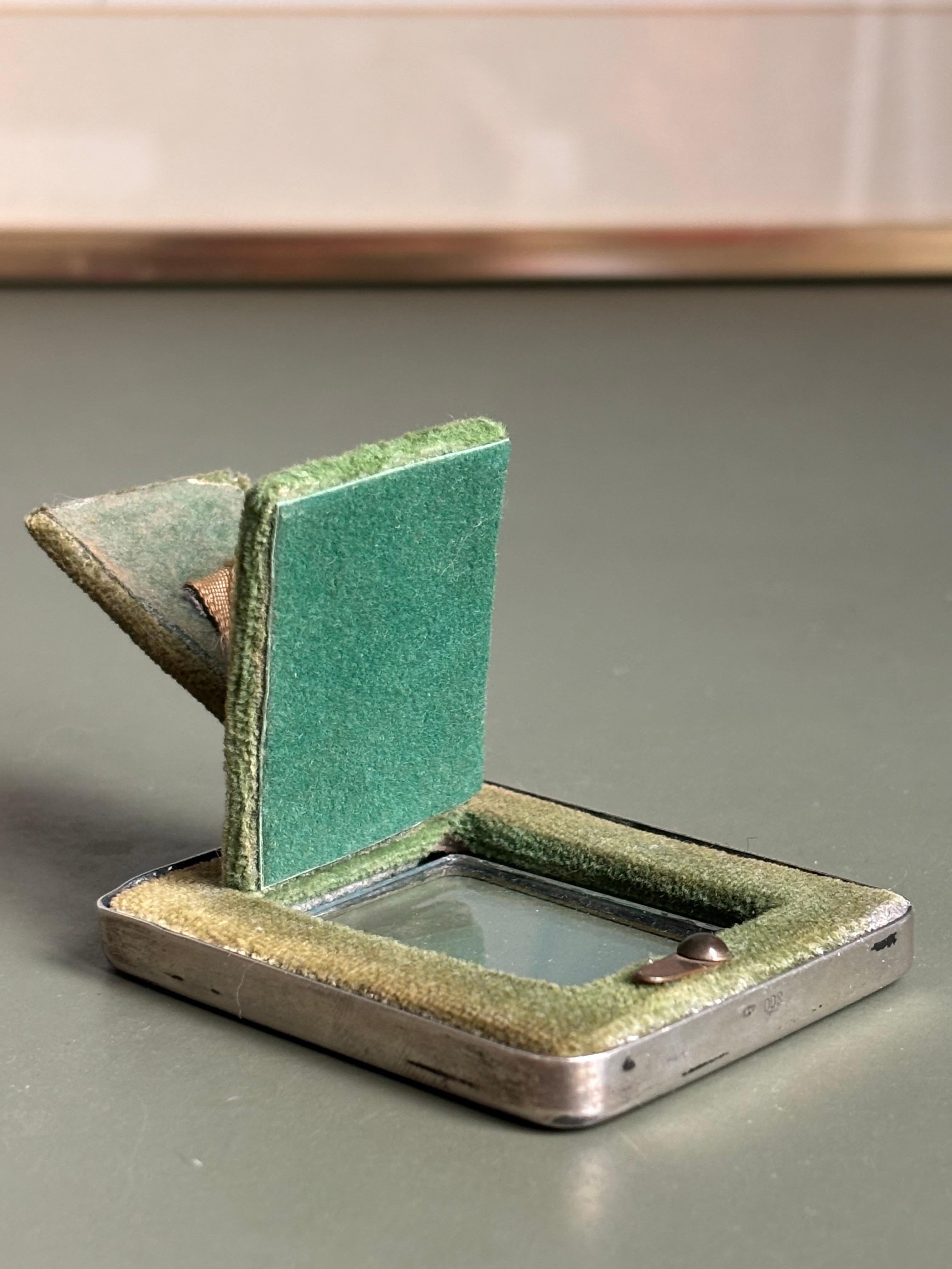 Silver Salimbeni (attr.) Green Enamel Picture Frame For Sale 3
