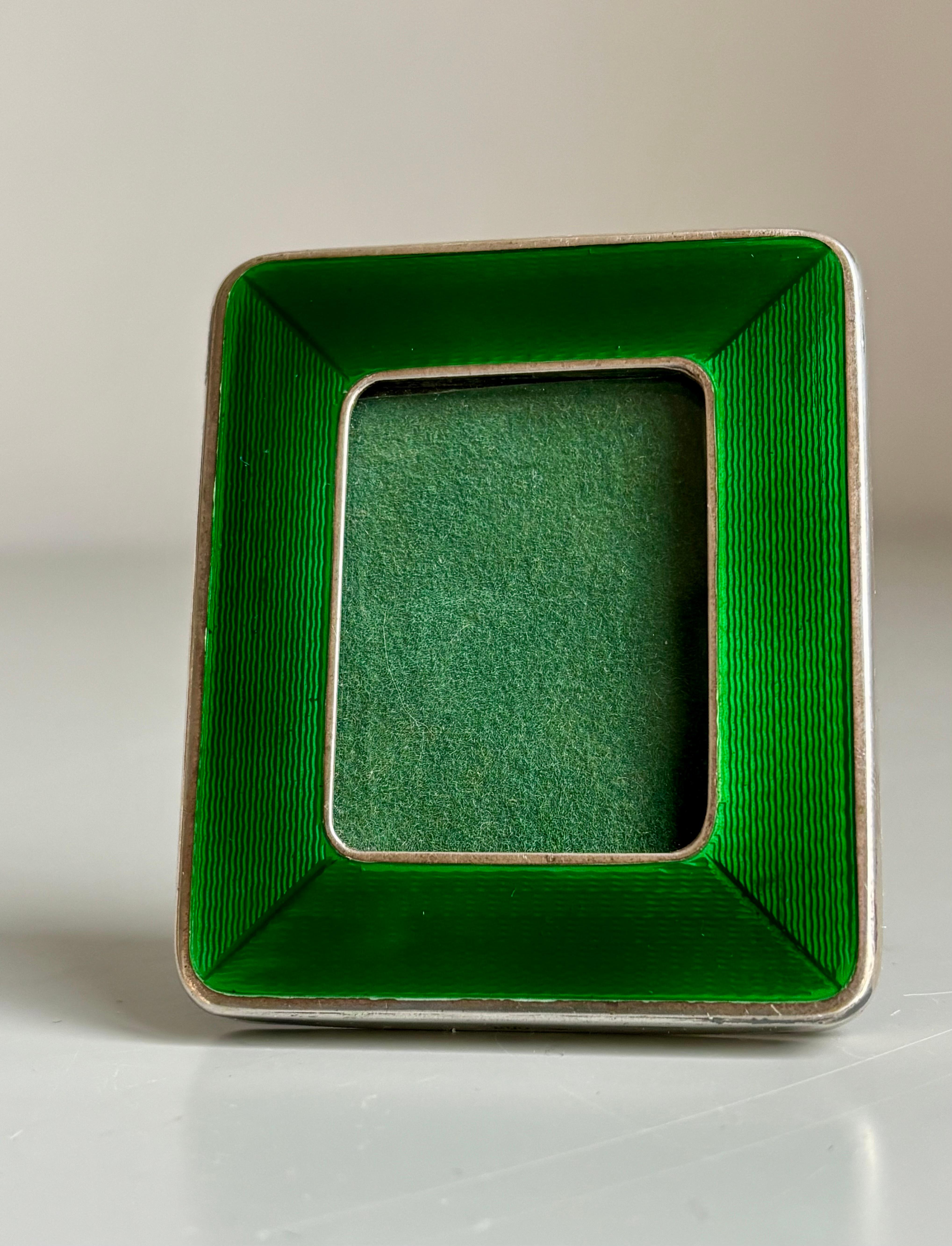 Silver Salimbeni (attr.) Green Enamel Picture Frame For Sale 4