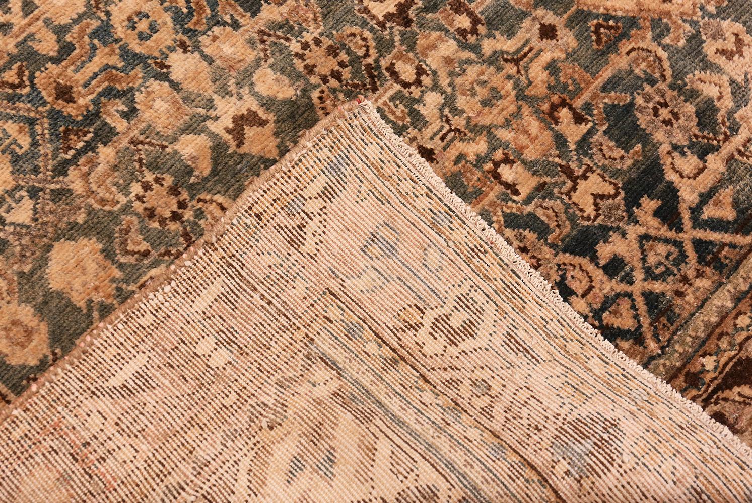 Small Size Antique Persian Malayer Rug. Size: 4 ft x 6 ft 3 in 1