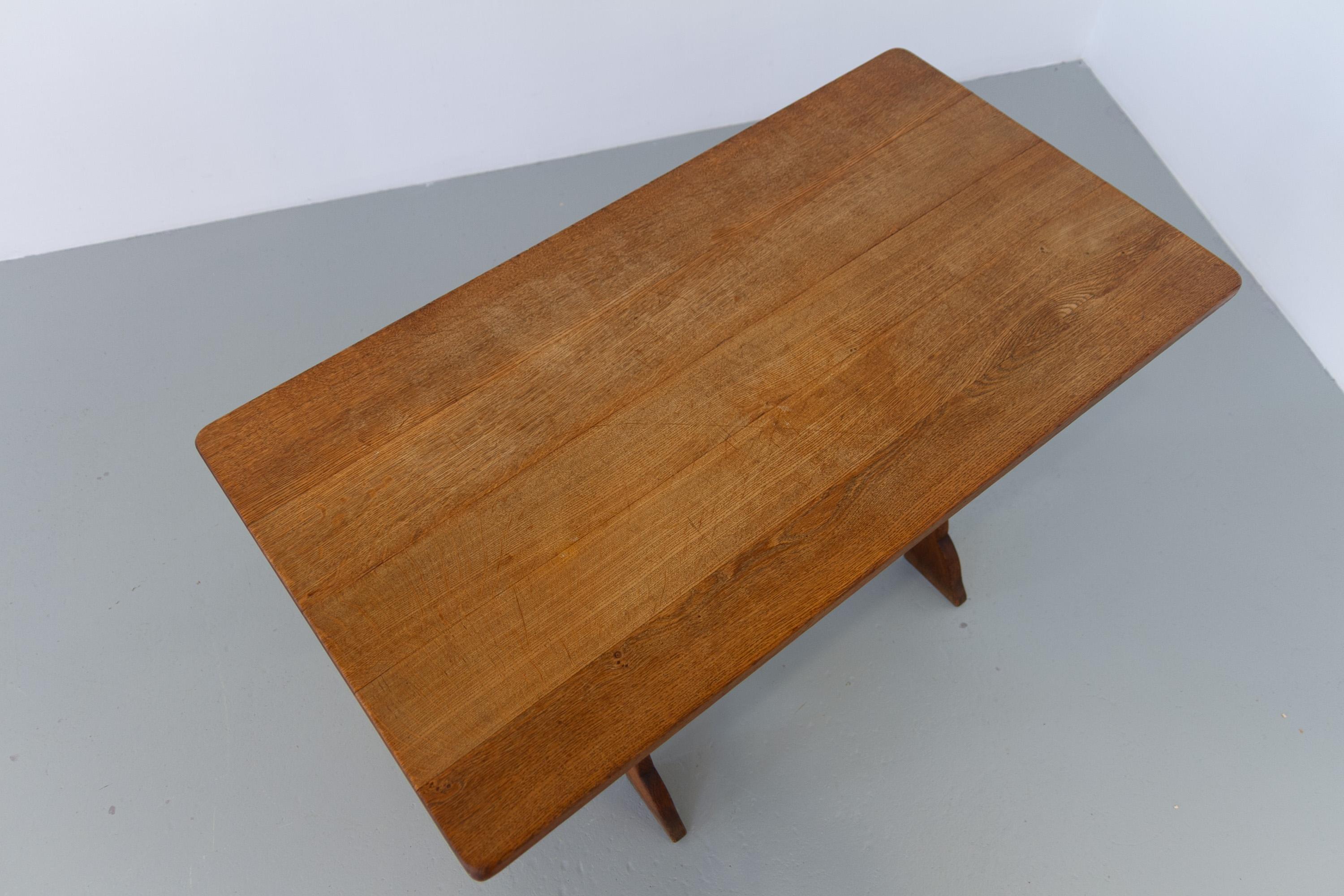 Tavolo da fattoria danese di piccole dimensioni in Oak, stile Kjærnulf, anni '60. in vendita 7