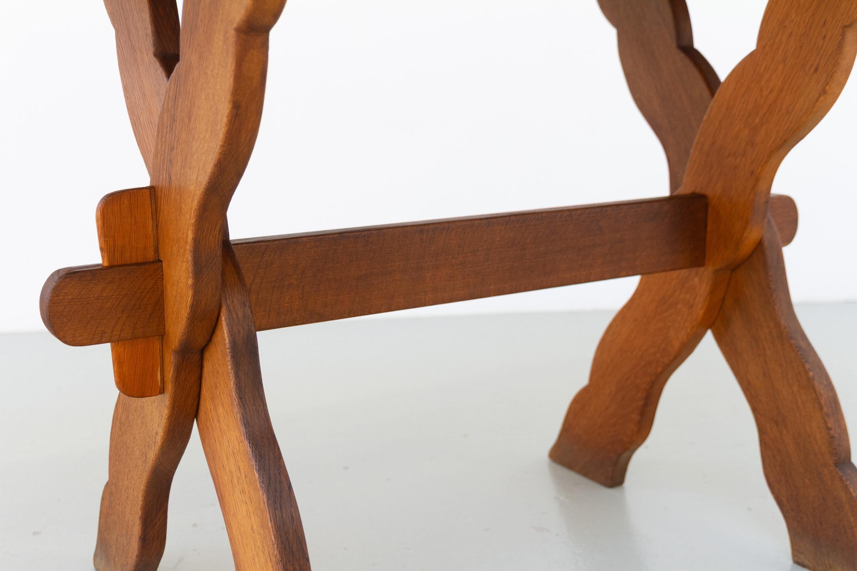 Tavolo da fattoria danese di piccole dimensioni in Oak, stile Kjærnulf, anni '60. in vendita 10