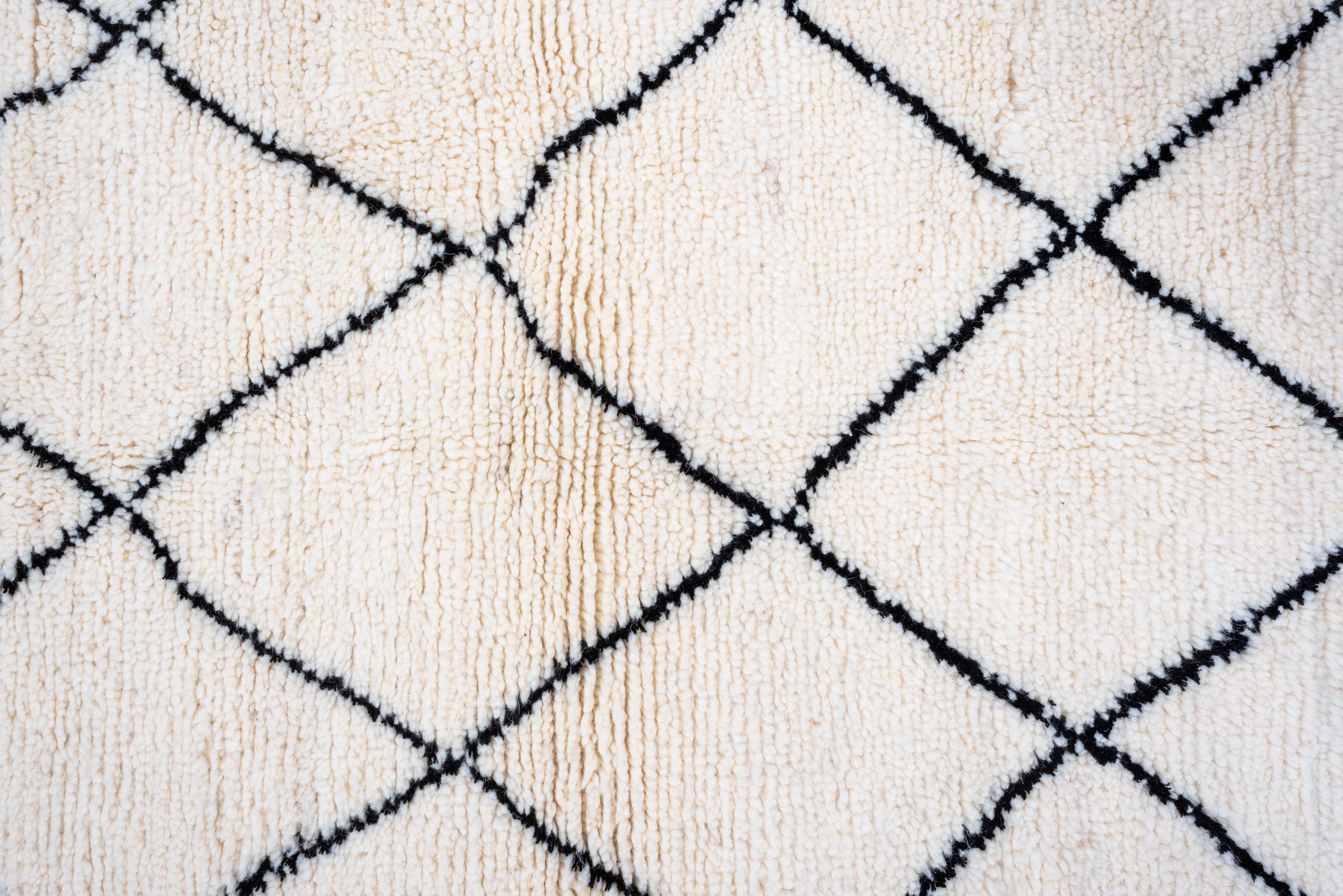 Hand-Knotted Small Size New and Modern Moroccan Rug For Sale