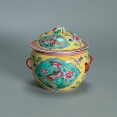 Small sized Chinese Porcelain Nyonya Kamcheng Tureen China Phoenix Fenghuang