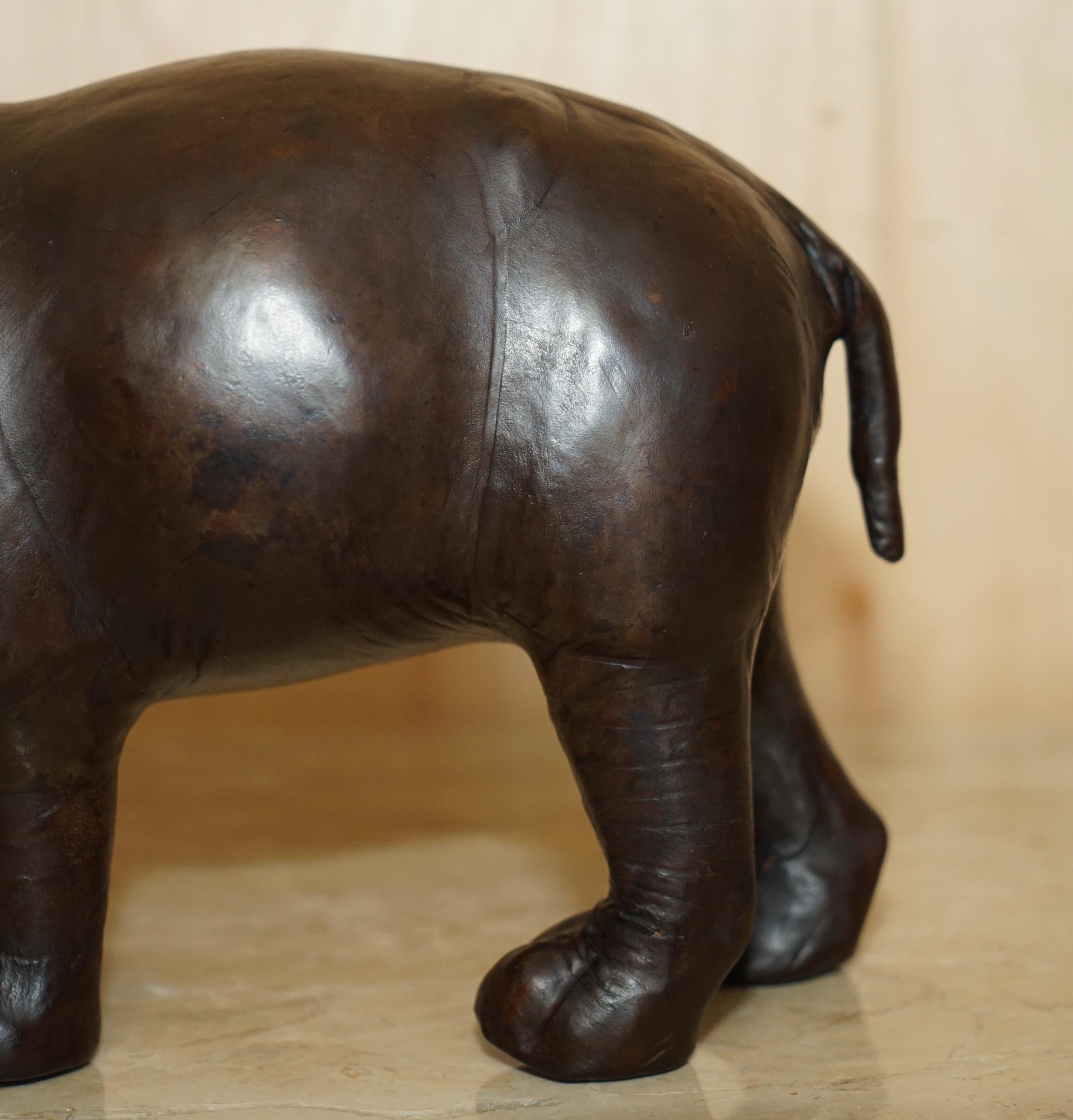 SMALL SiZED LIBERTY'S LONDON OMERSA BROWN LEATHER HIPPOPOTAMUS FOOTSTOOL In Good Condition For Sale In West Sussex, Pulborough