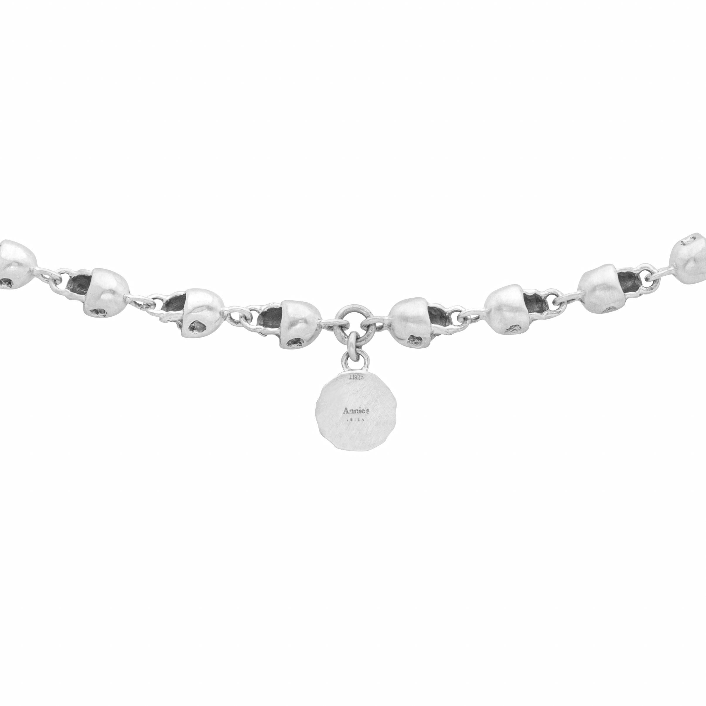 Small Skull Rosary Silver In New Condition For Sale In London, GB