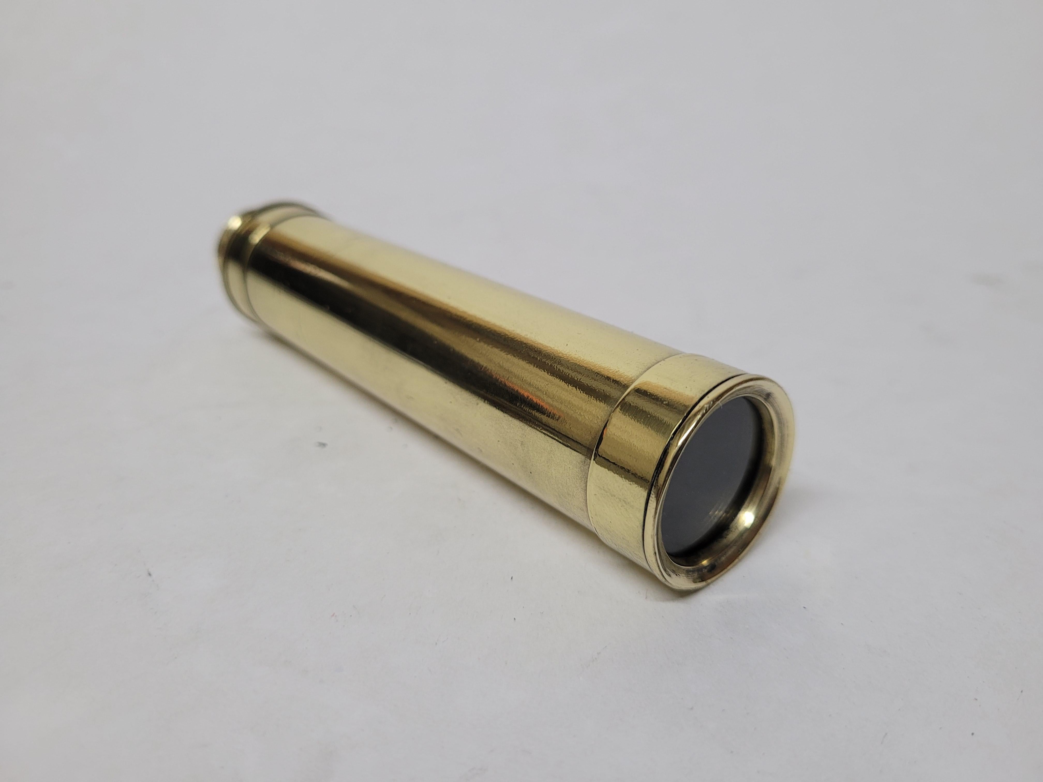 Small Solid Brass Ship Captains Telescope In Good Condition For Sale In Norwell, MA