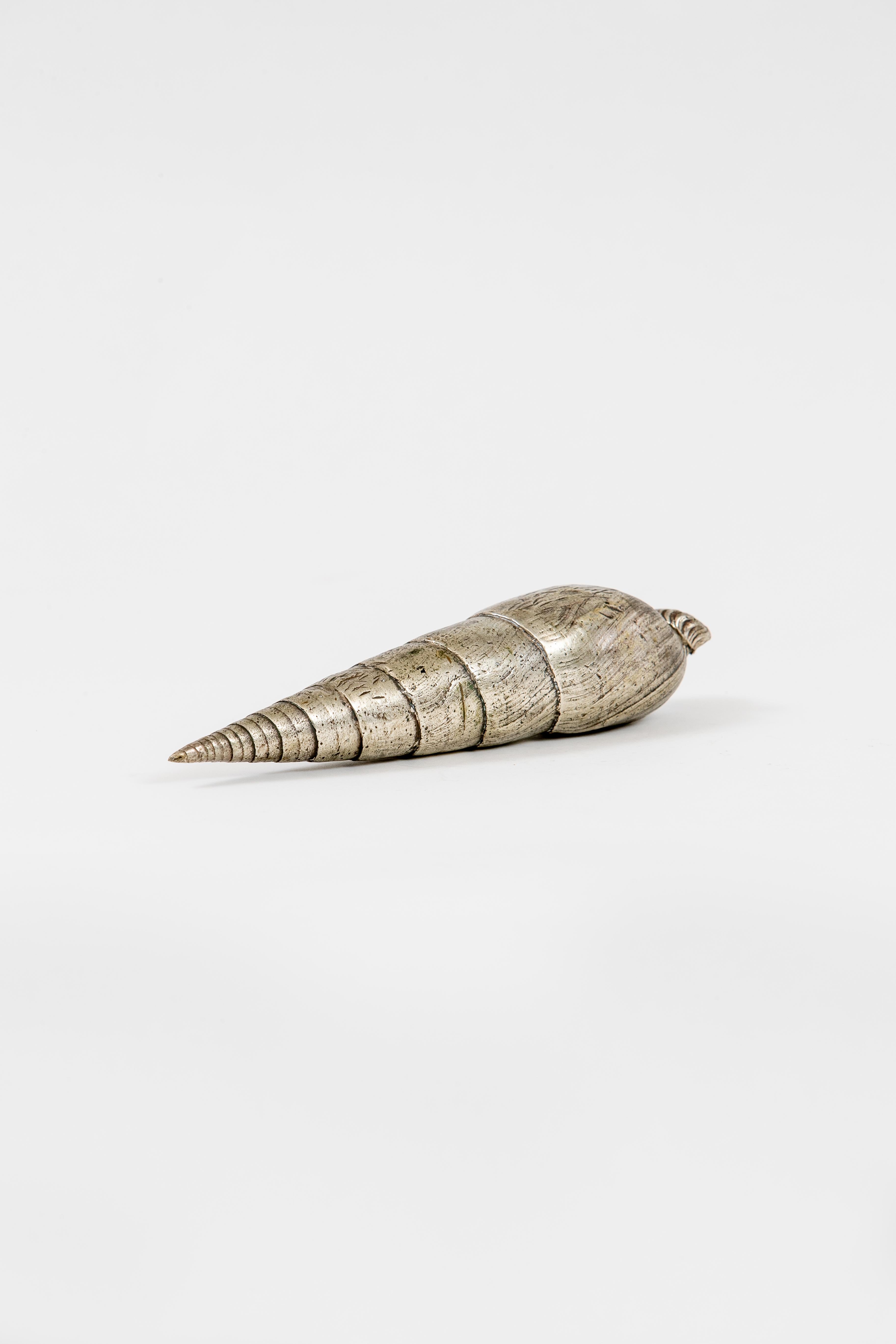 Small Solid Silvered Bronze Snail Paperweight, Italy 1960's In Good Condition In New York, NY