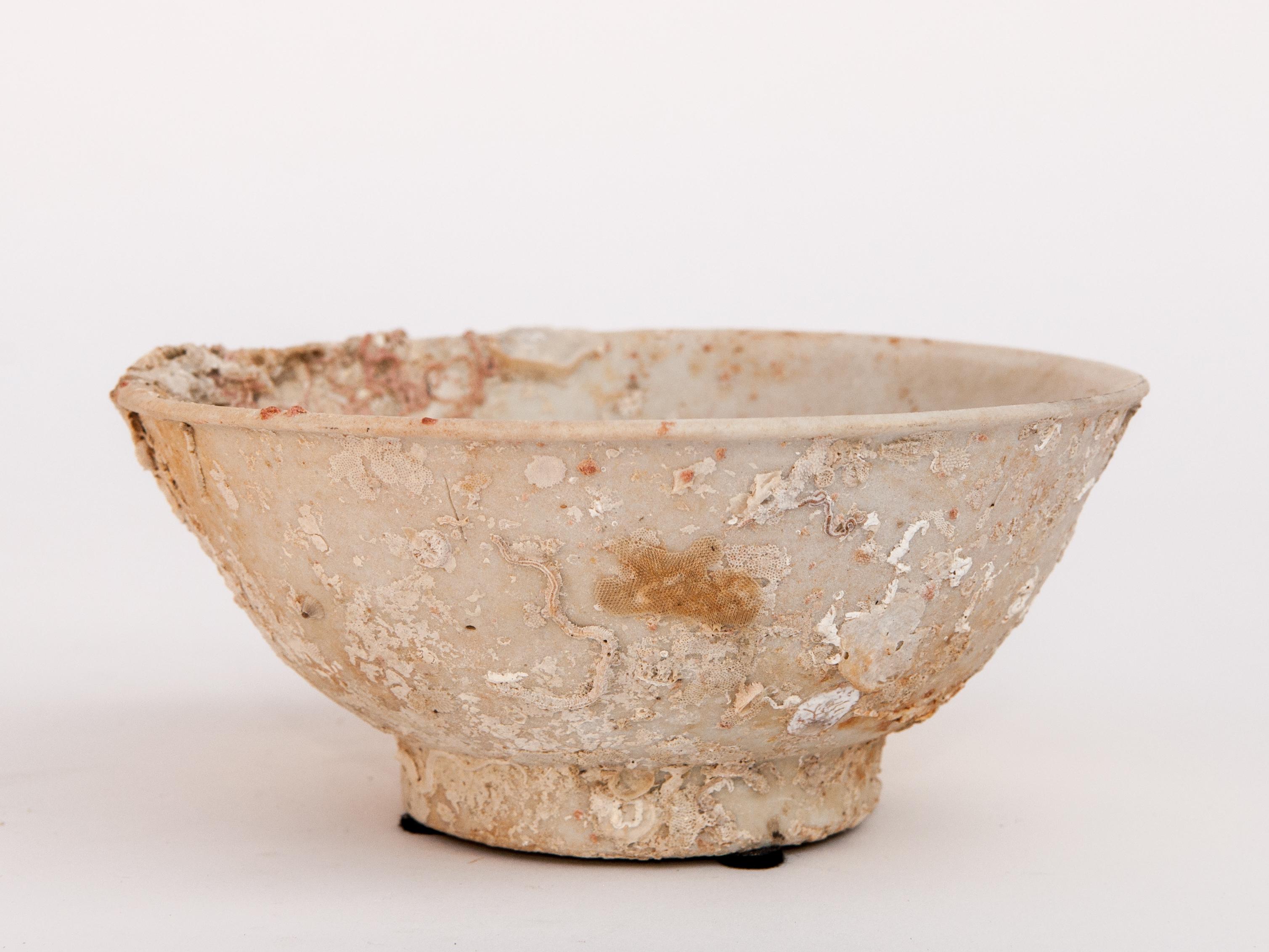 Small Song Dynasty Celadon Bowl with Encrustations, 12th Century In Good Condition In Point Richmond, CA
