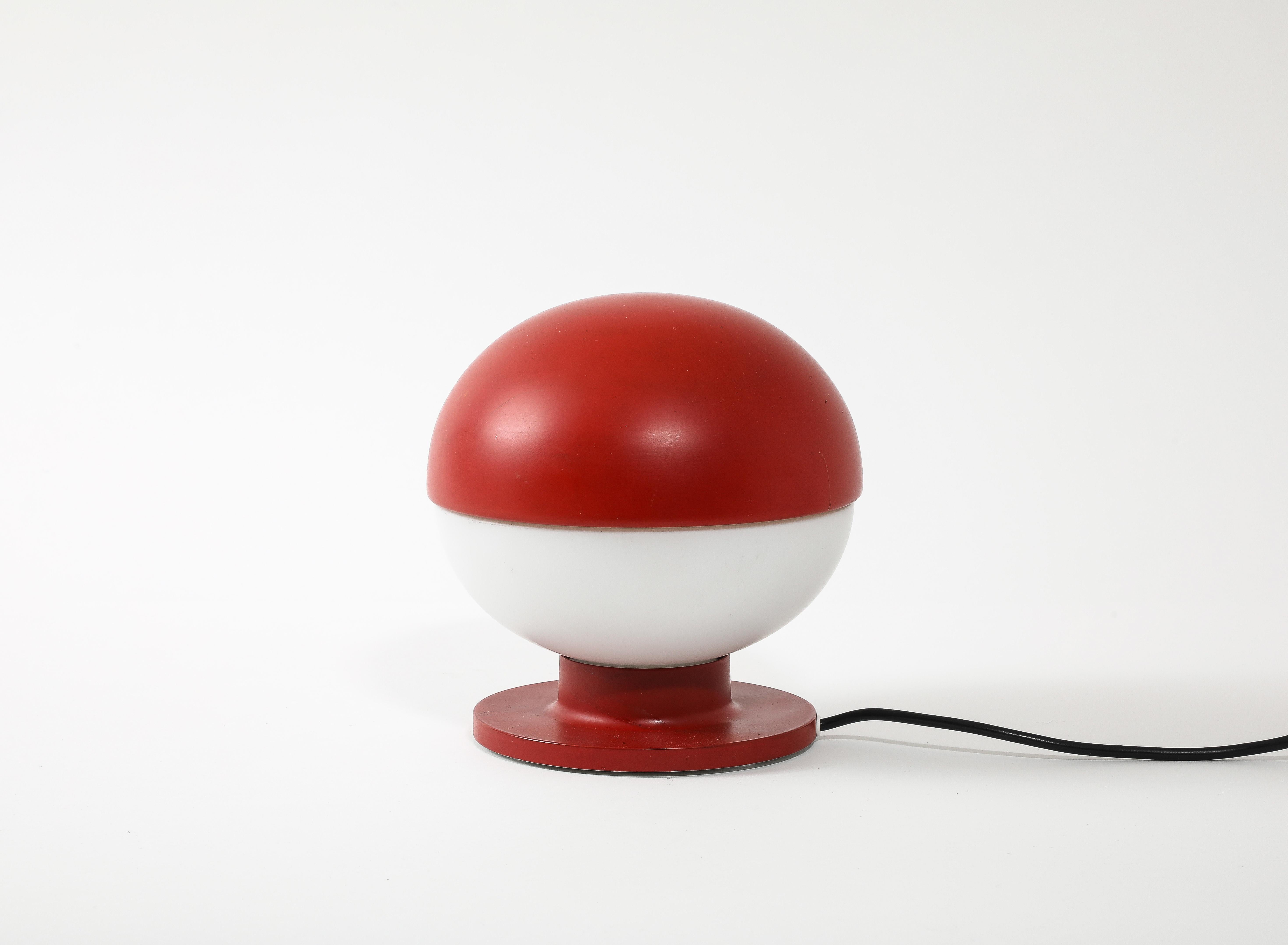 Kleine rote Space Age Tischlampe, Italien 1970er Jahre (Italienisch) im Angebot