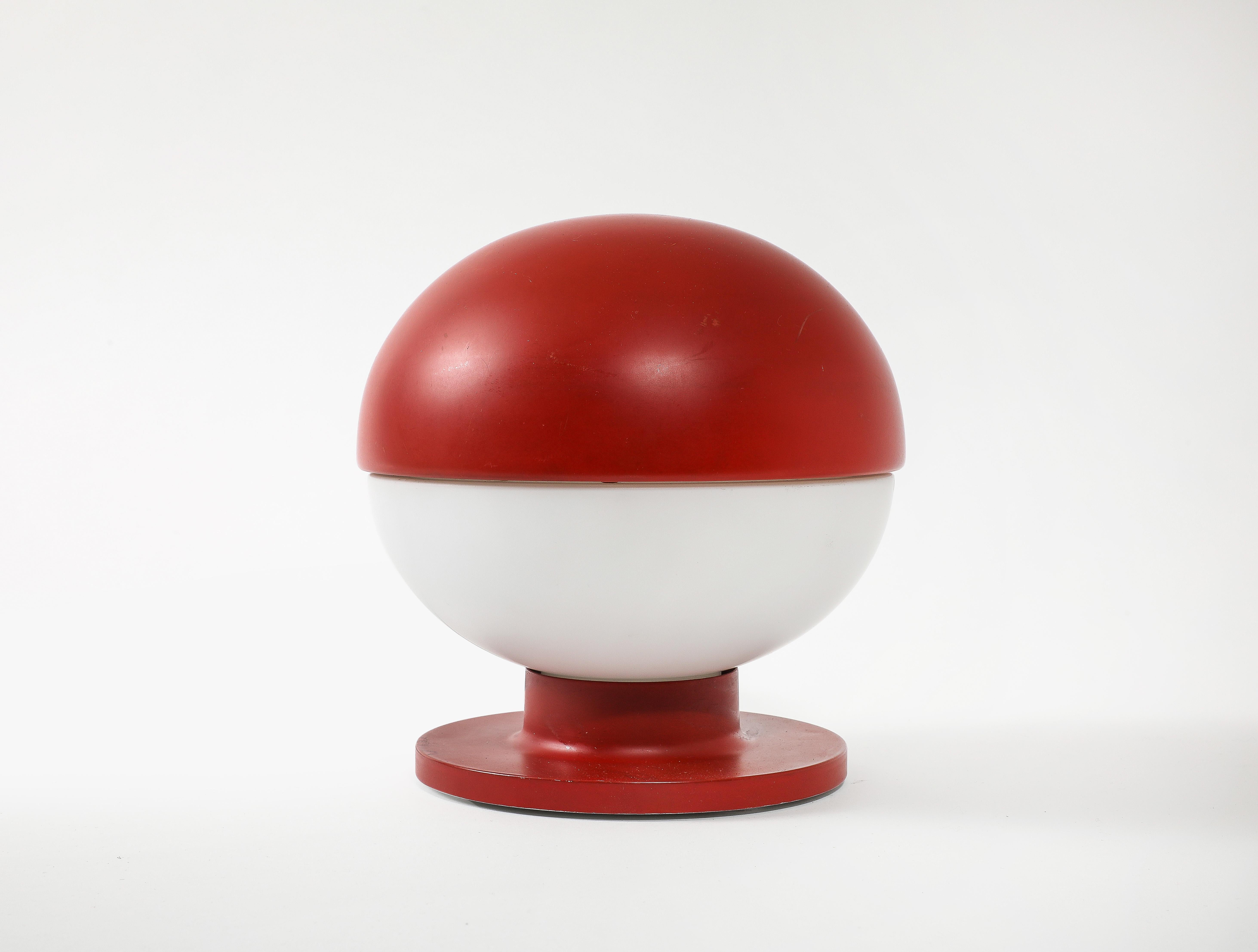 Kleine rote Space Age Tischlampe, Italien 1970er Jahre im Angebot 3