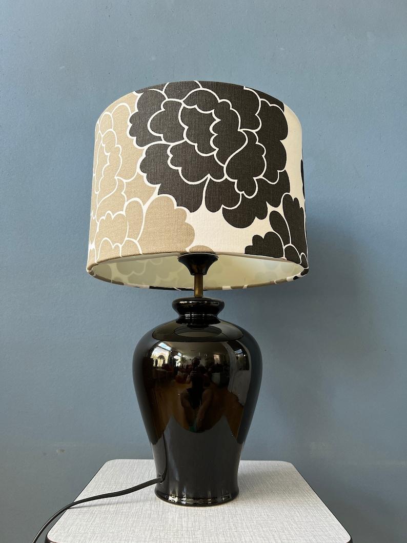 Small Space Age Table Lamp with Porcelain Base and Black and White Flower Shade For Sale 1