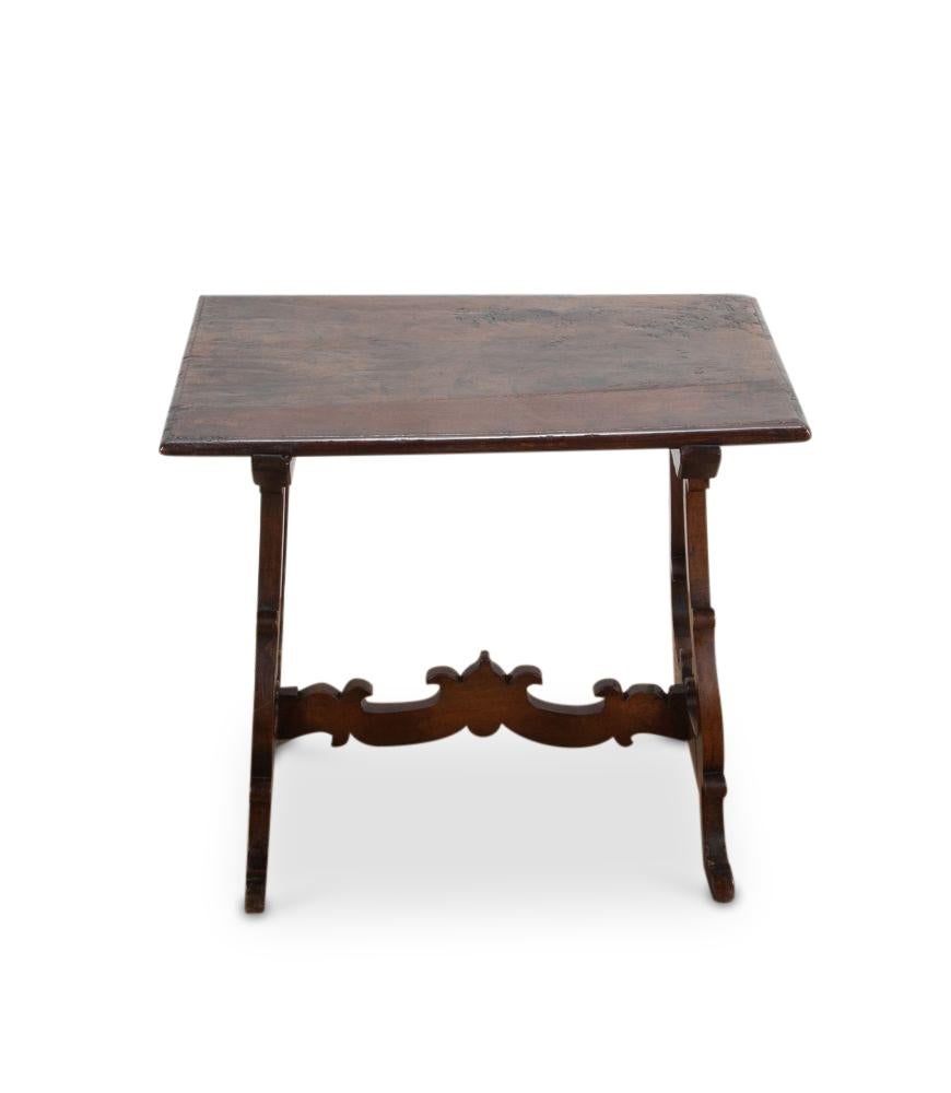 Small Spanish 18th Century Table In Good Condition For Sale In Tetbury, Gloucestershire