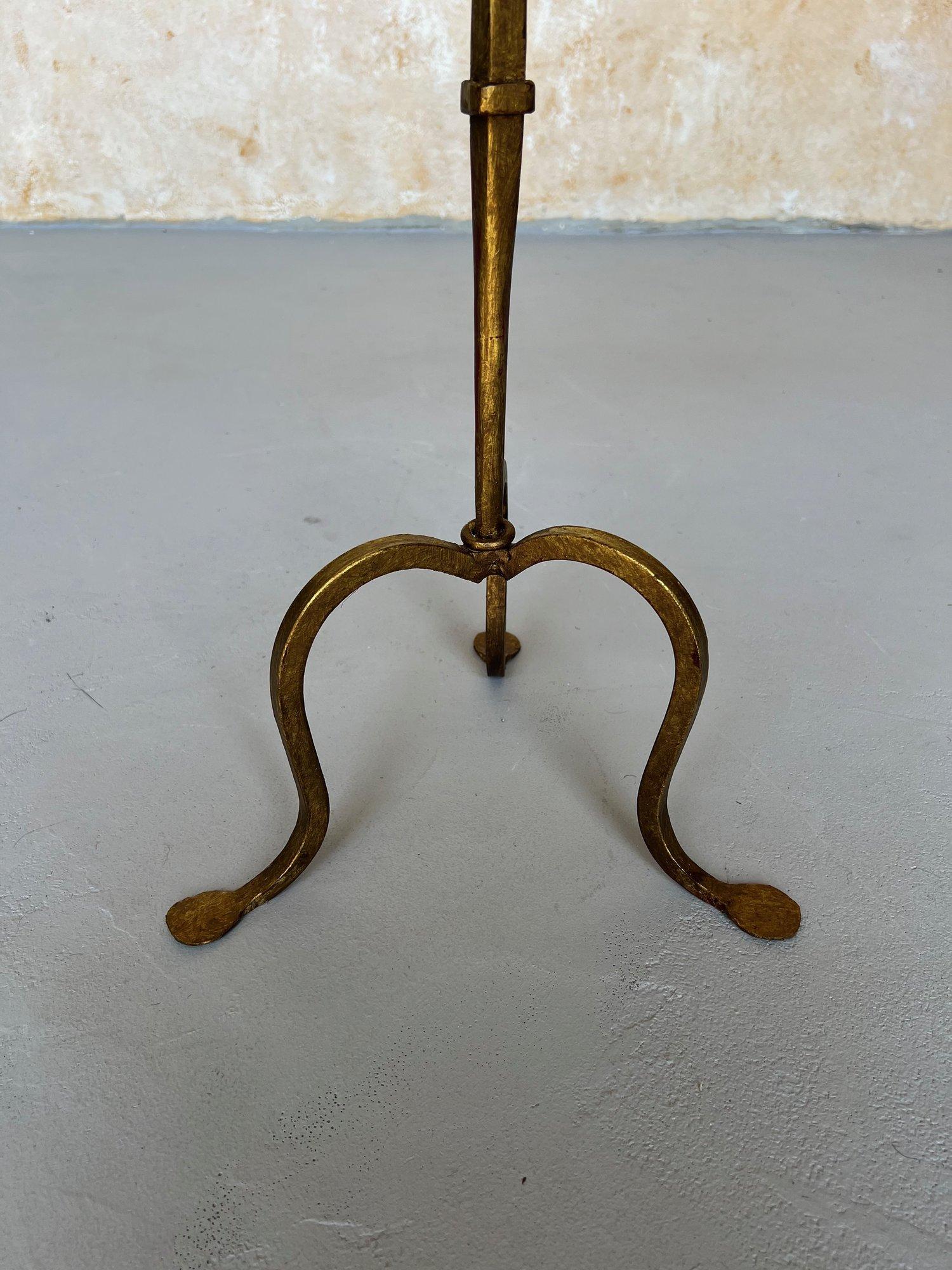 Small Spanish Drinks Table on a Tripod Base For Sale 10