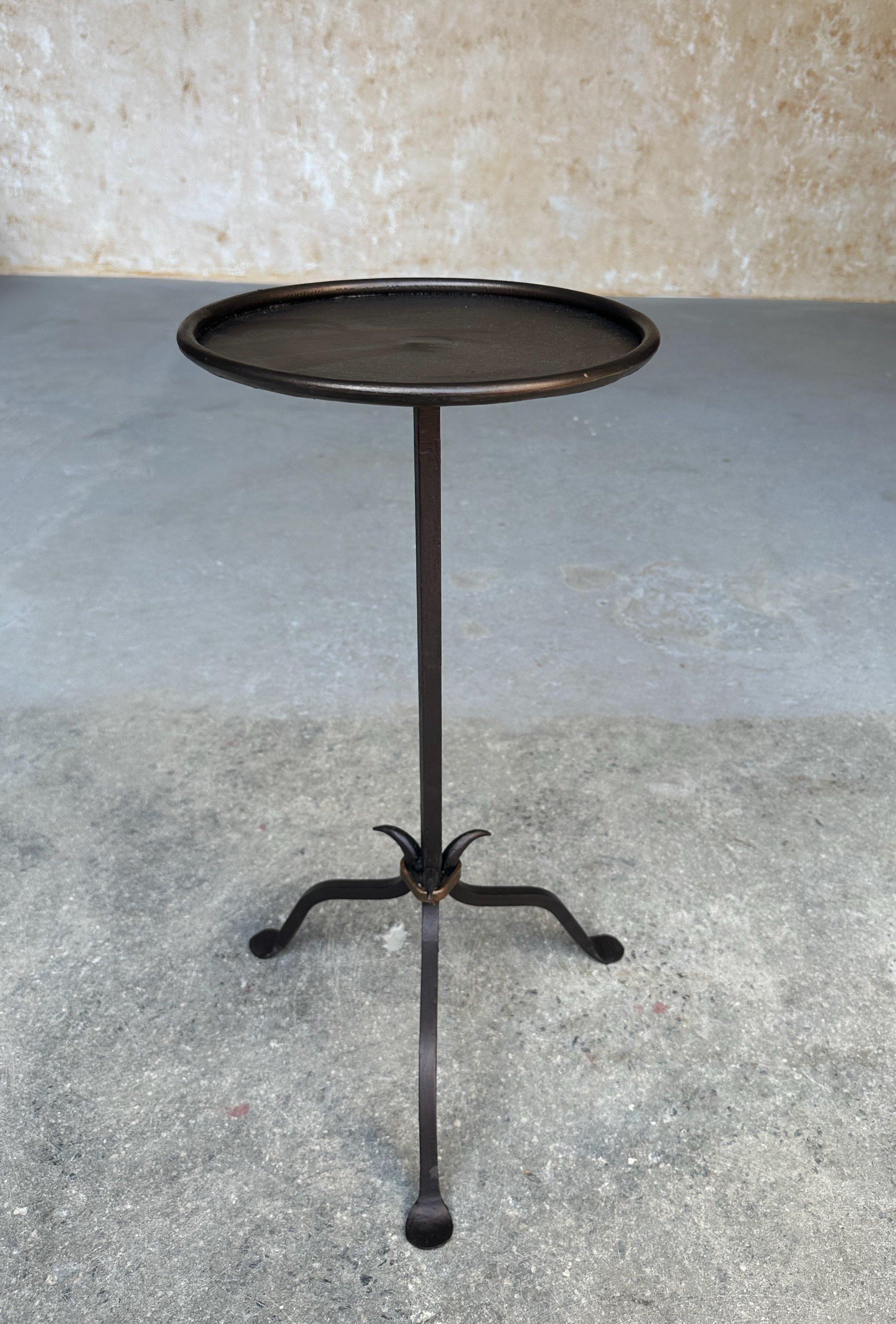 Small Spanish Drinks Table with Bronze Patina In Good Condition For Sale In Buchanan, NY