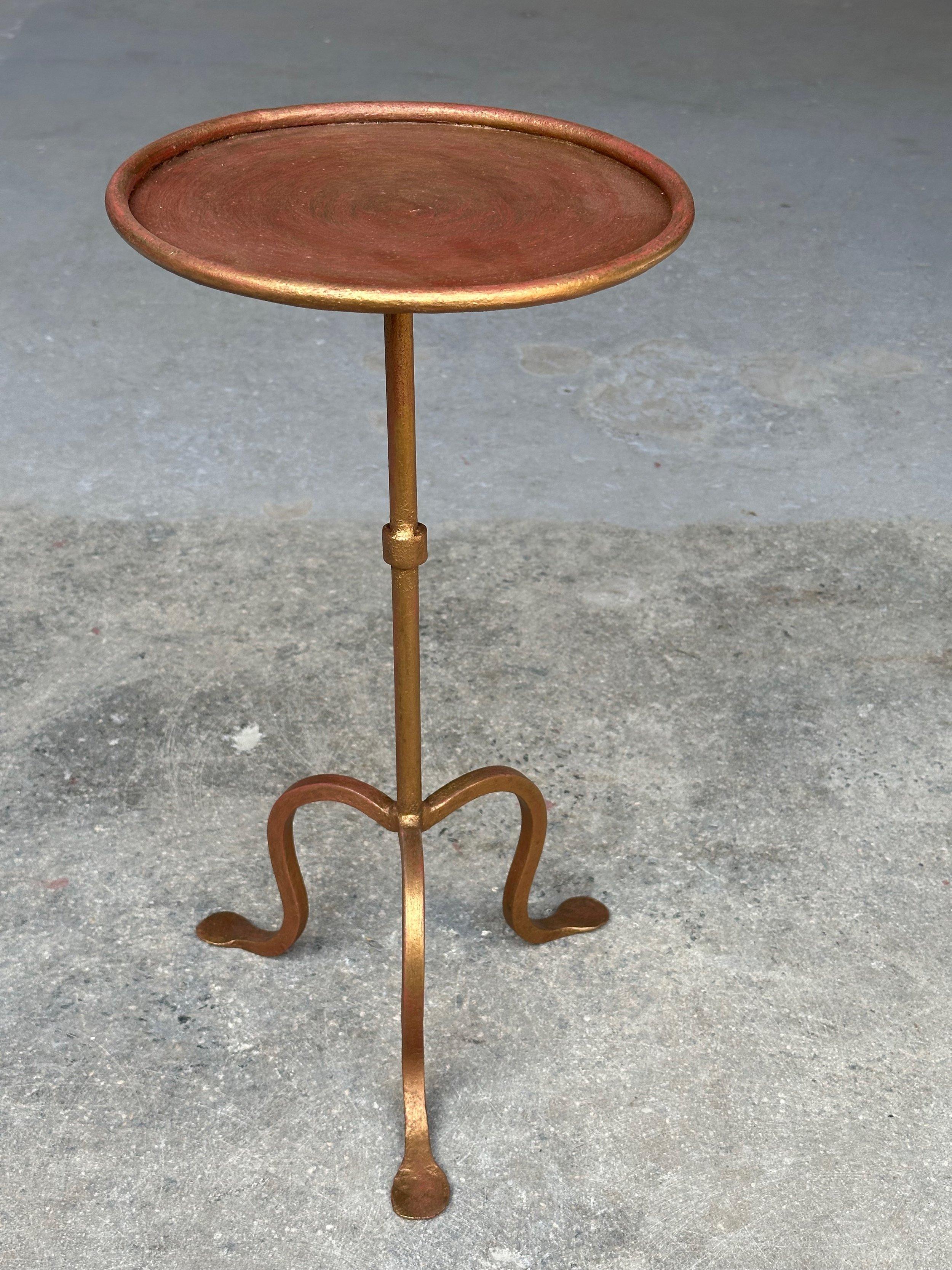 Small Spanish Gilt Iron Drinks Table with Curved Legs For Sale 3