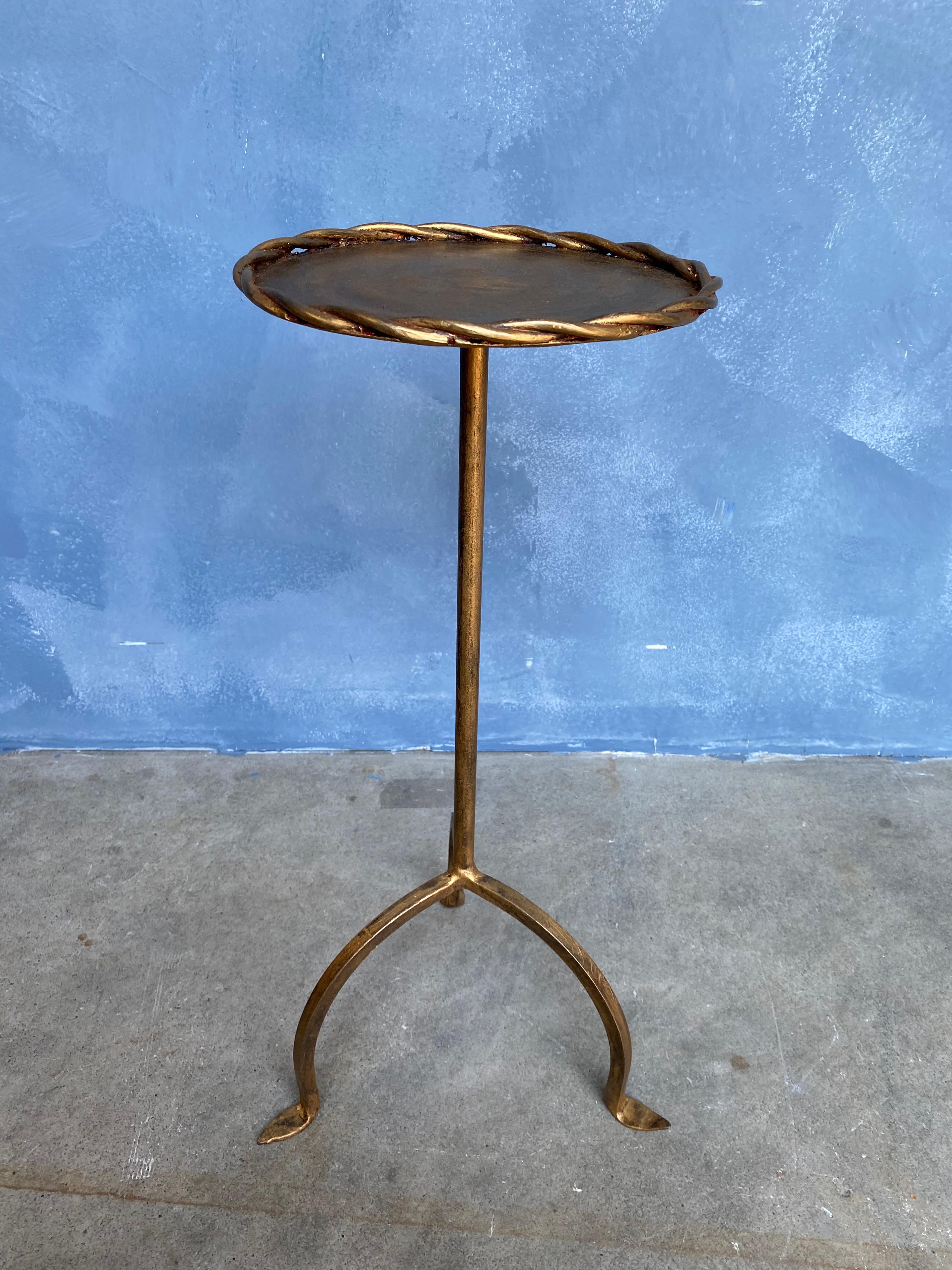 Small Spanish Gilt Iron Martini Side Table In Good Condition In Buchanan, NY