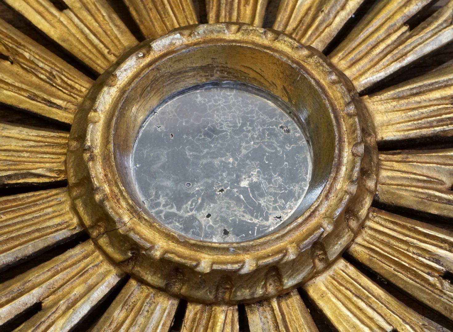 Small Spanish Gilt Starburst or Sunburst Mirror (Diameter 11 1/2) 1