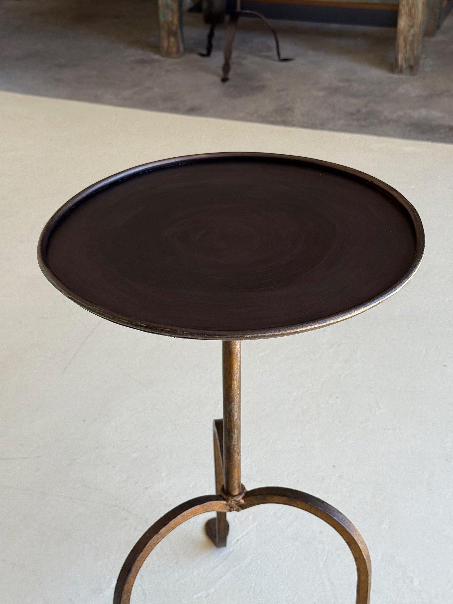 Small Spanish Iron Drinks Table on an Elevated Tripod Base For Sale 5