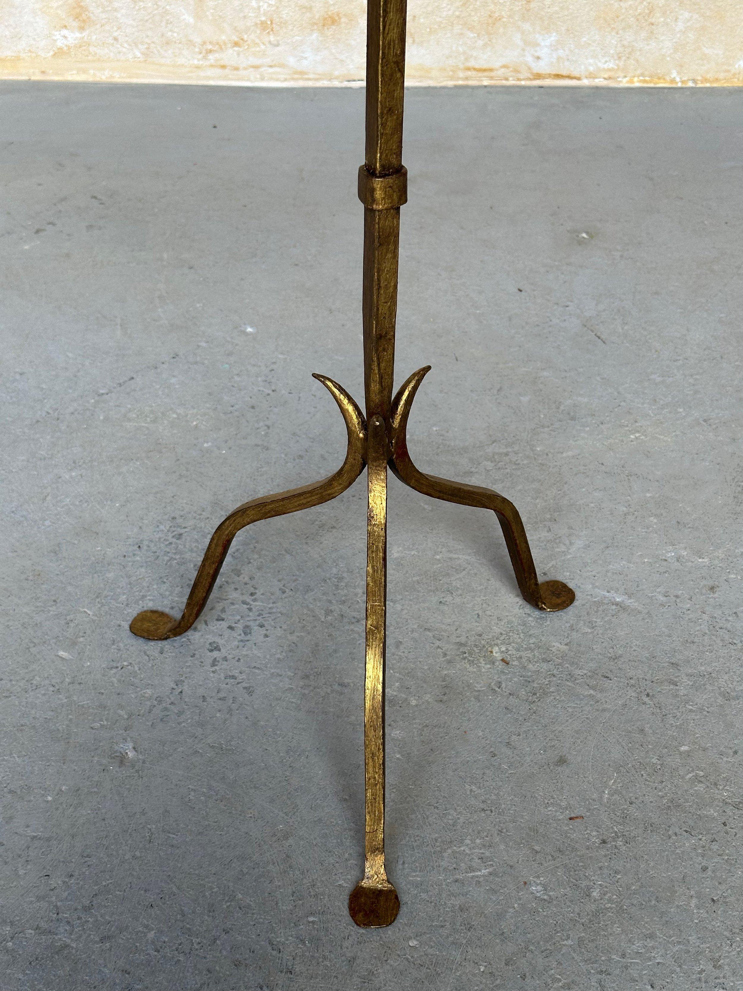 Small Spanish Iron Drinks Table with Pointed Stem For Sale 1