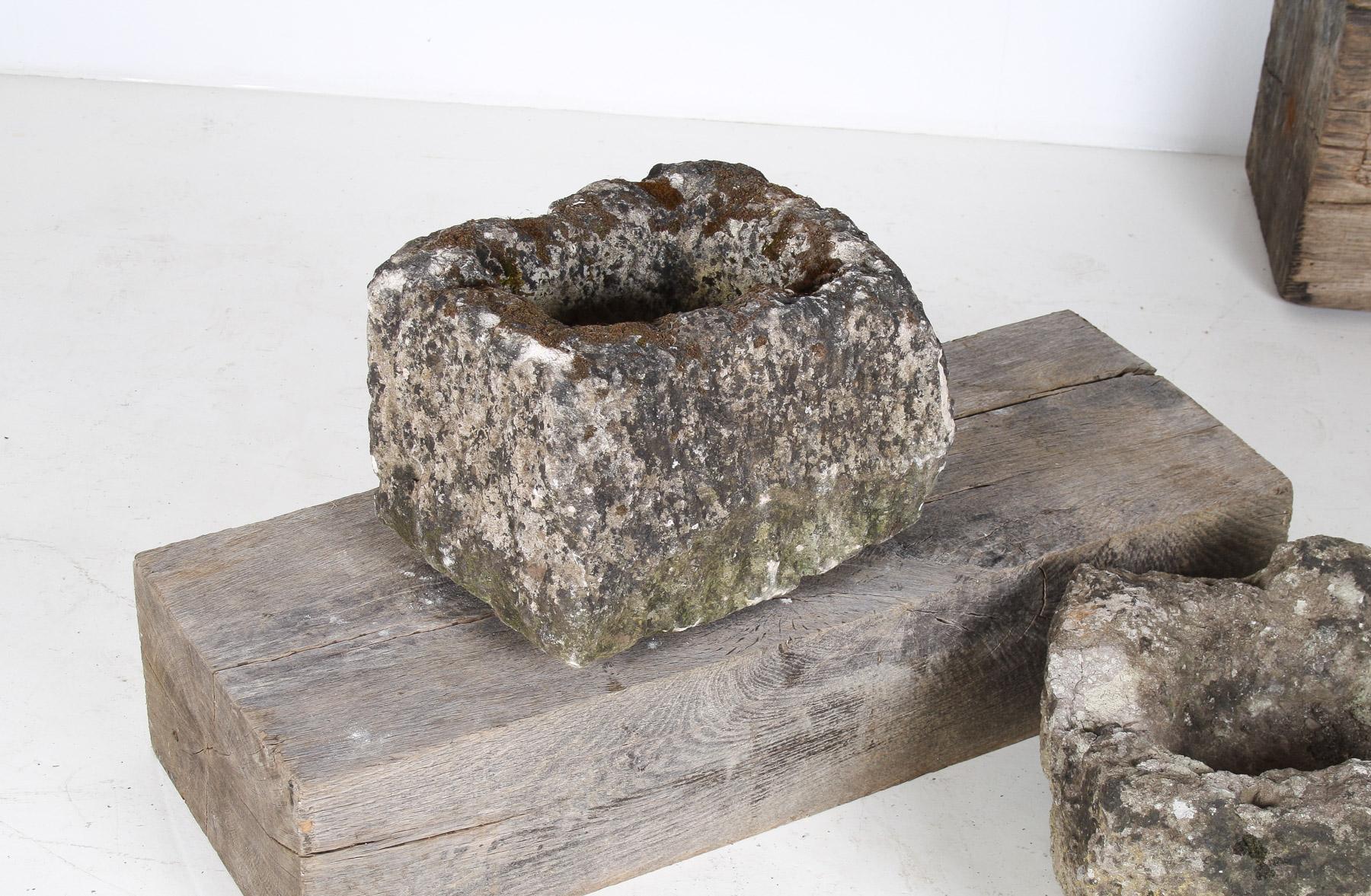 Petit pot Bonsai carré antique Wabi Sabi en pierre sculptée Bon état - En vente à Llanbrynmair, GB