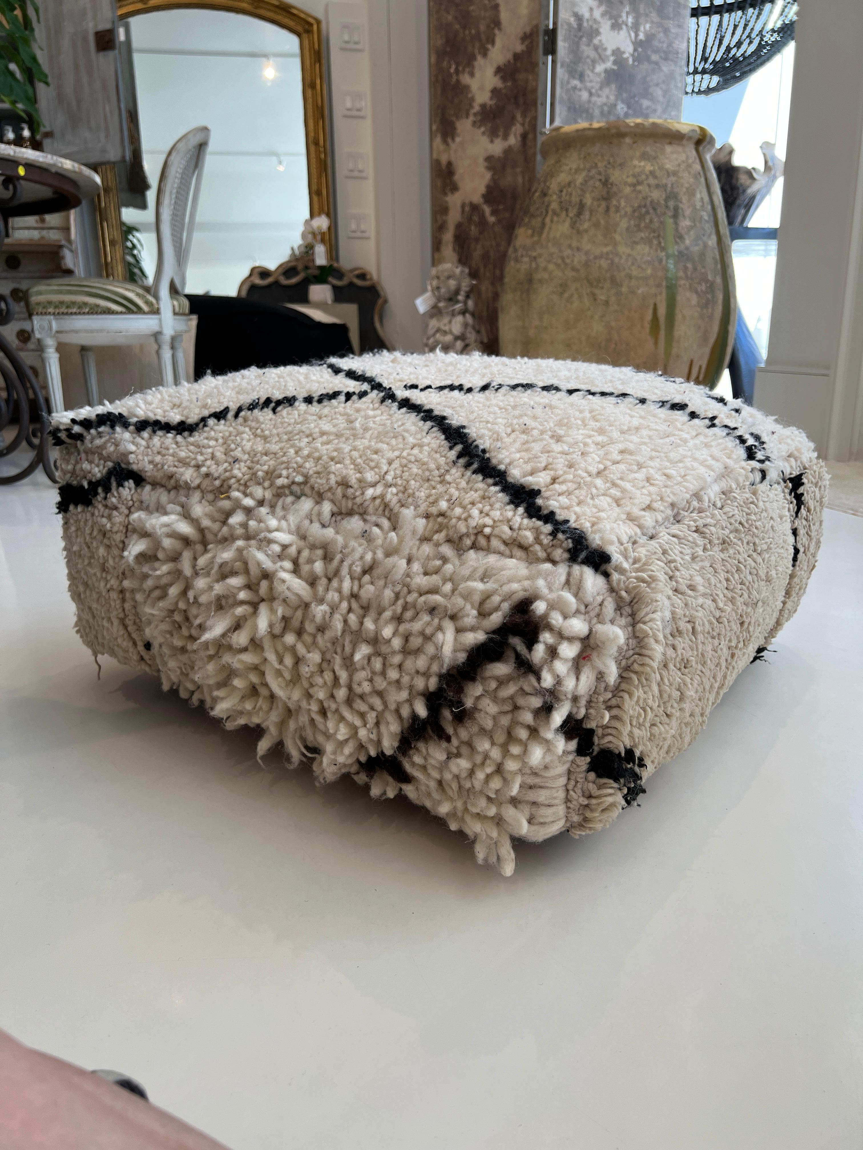 Small Square Indian Pouf In Good Condition In New Orleans, LA